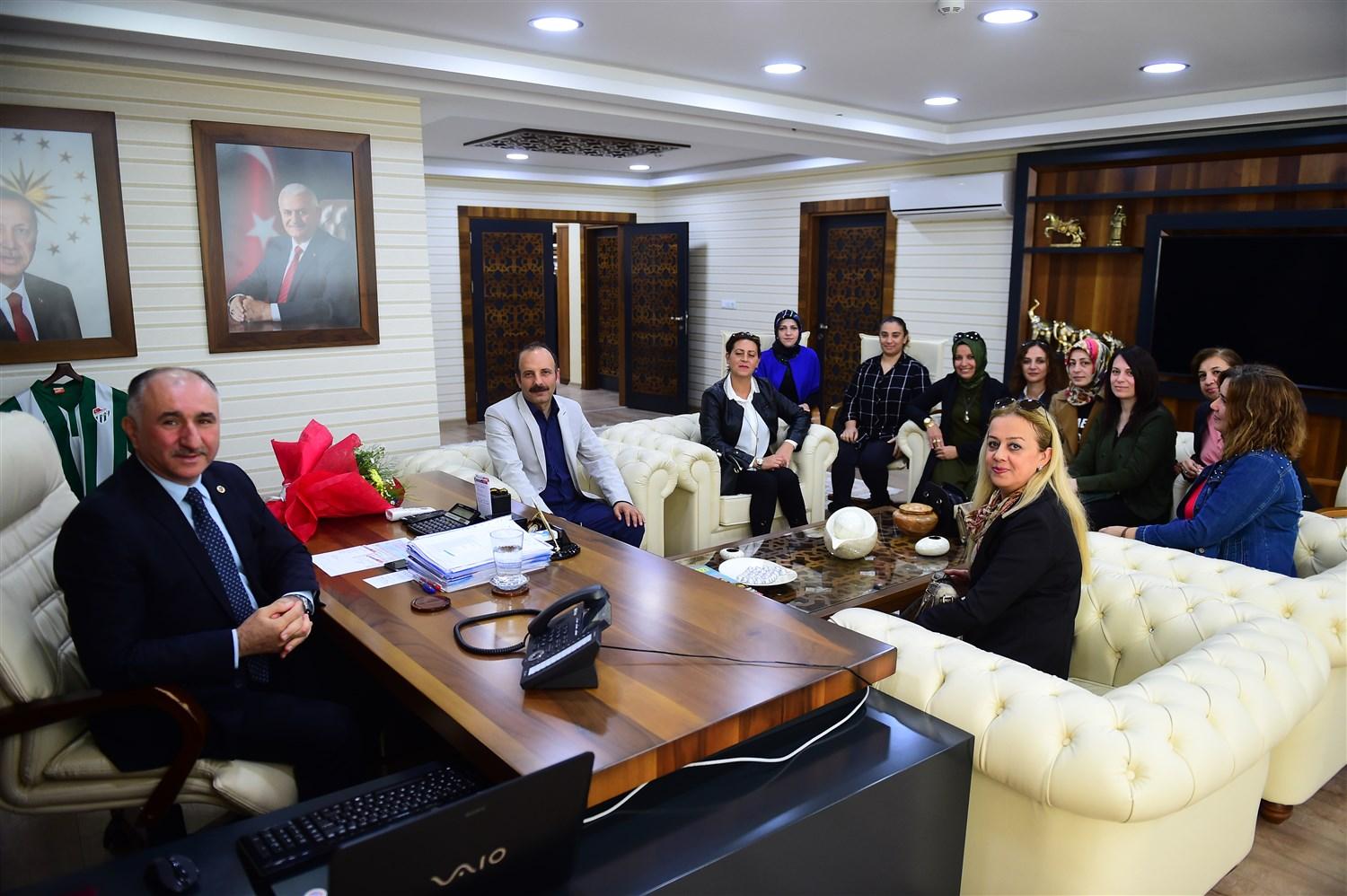 ATATÜRK İLKÖĞRETİM OKULU AİLE BİRLİĞİNDEN ÇAĞLAYAN'A TEŞEKKÜR ZİYARETİ 