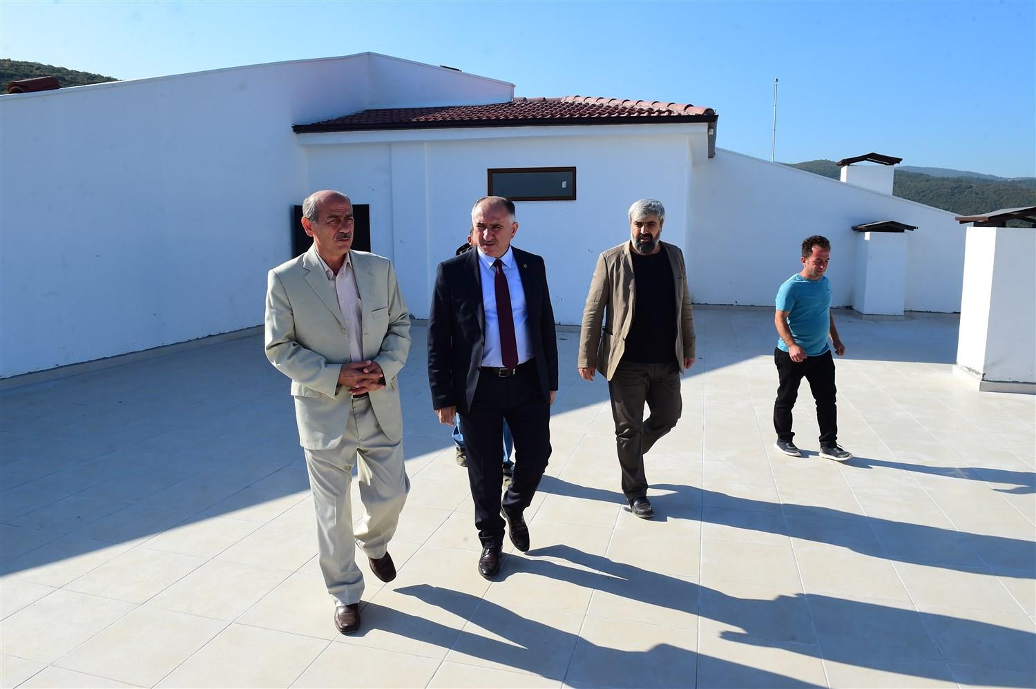 BAŞKAN ÇAĞLAYAN TAMAMLANMA AŞAMASINA GELEN YURT BİNASINI GEZDİ 