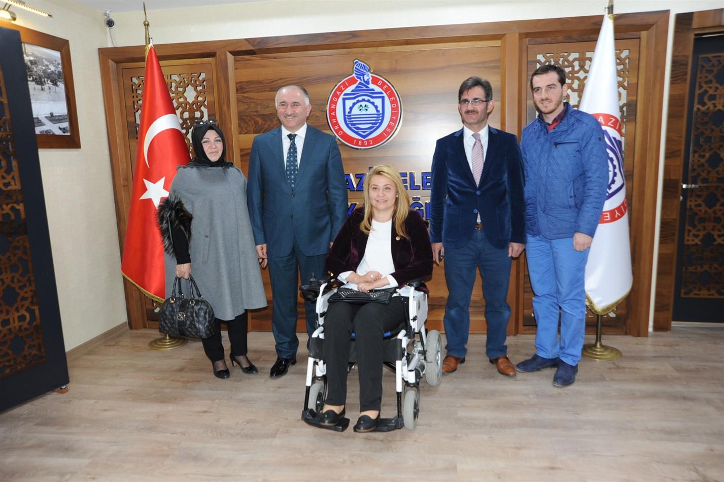 MİLLETVEKİLİ BENNUR KARABURUN BAŞKAN ÇAĞLAYAN’I MAKAMINDA ZİYARET ETTİ 