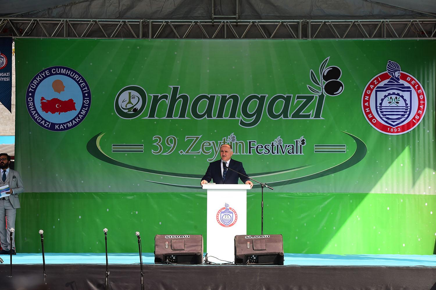 ZEYTİN FESTİVALİ COŞKUSU BAŞLADI 