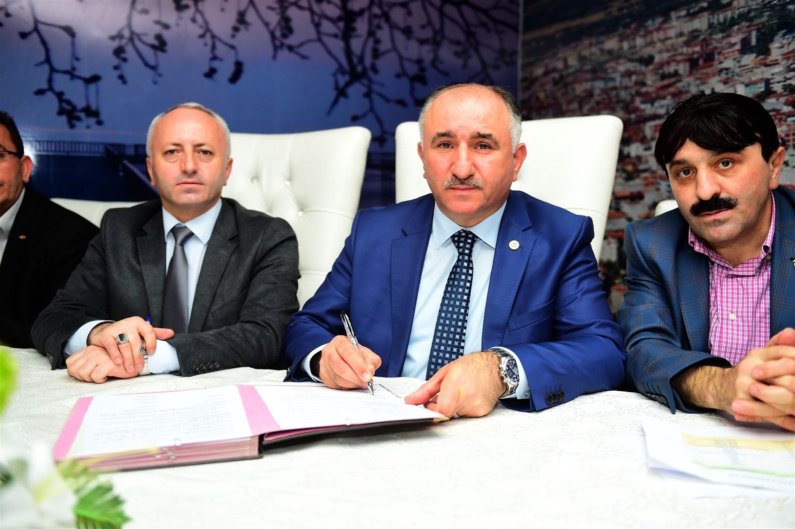 DAİMİ İŞÇİLERLE TOPLU İŞ SÖZLEŞMESİ İMZALANDI 