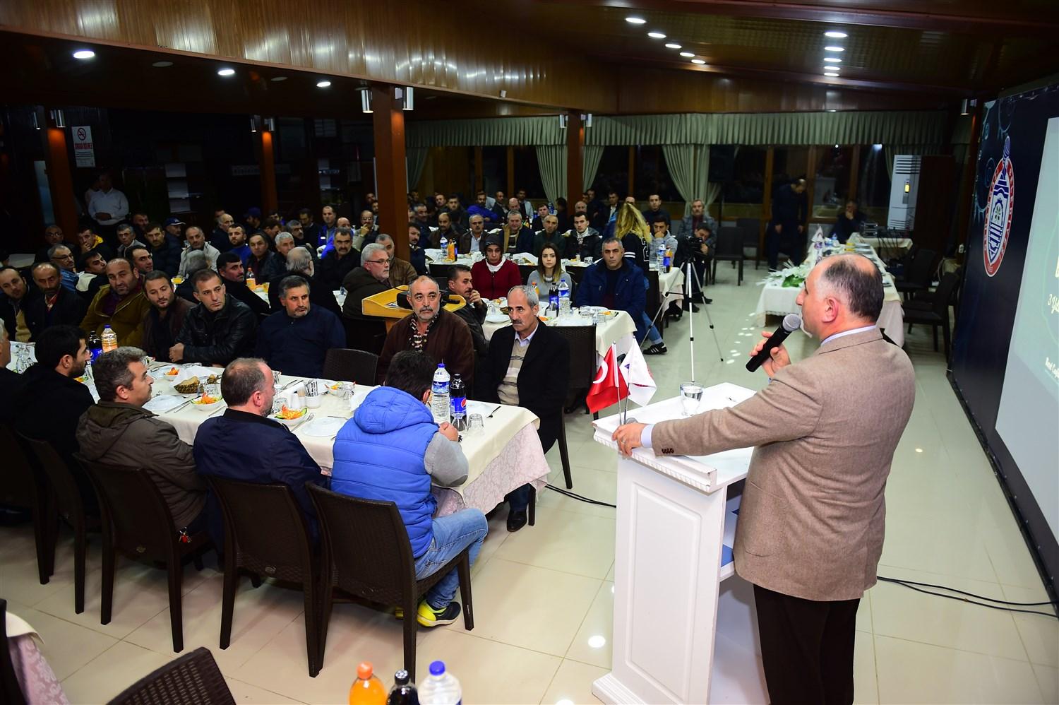 BAŞKAN ÇAĞLAYAN PERSONEL BULUŞMALARINA PARK BAHÇELER VE TEMİZLİK PERSONELİ İLE SÜRDÜRDÜ 