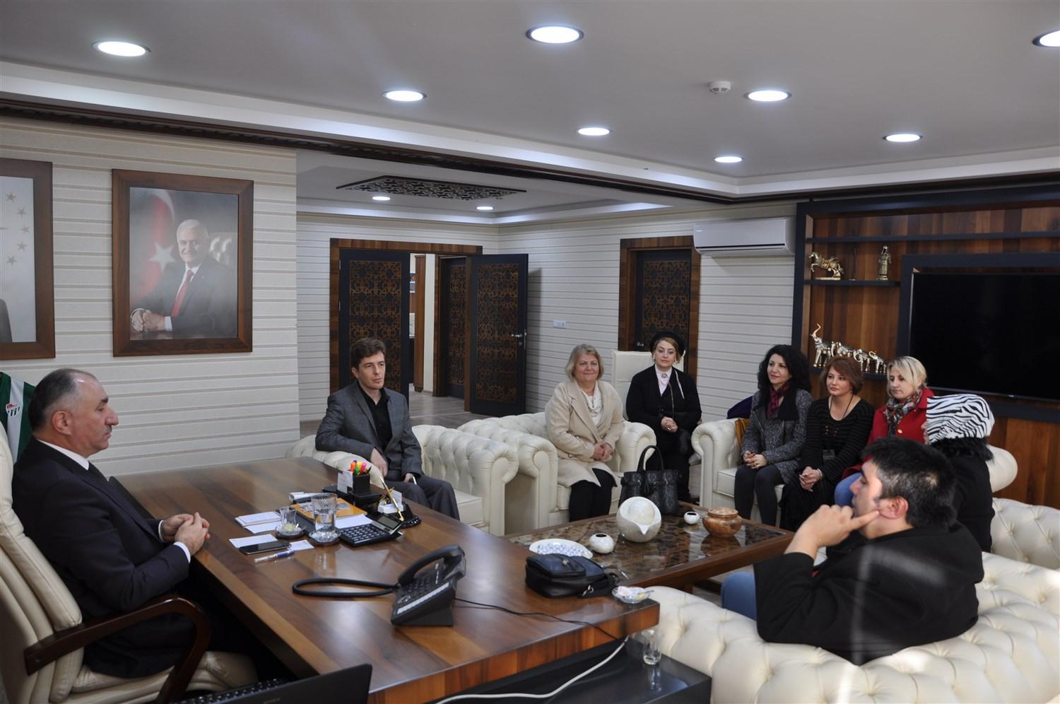 HALK EĞİTİM VE HANIMLAR LOKALİ KURS MERKEZİ BAŞKAN ÇAĞLAYAN'I ZİYARET ETTİ 