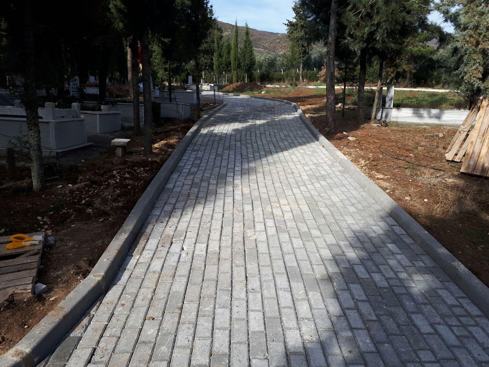 ÇAKIRLI MAHALLESİ'NDE MEZARLIK DÜZENLEMESİ TAMAMLANDI 