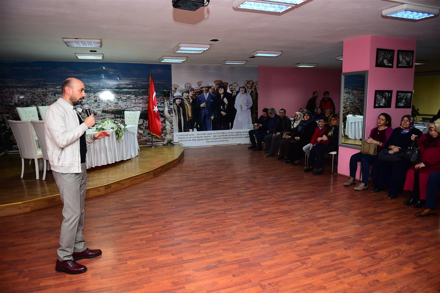 BELEDİYE’DEN GELENEKSEL TIP VE HASTALIKLARIN SEBEBİ KONFERANSI 