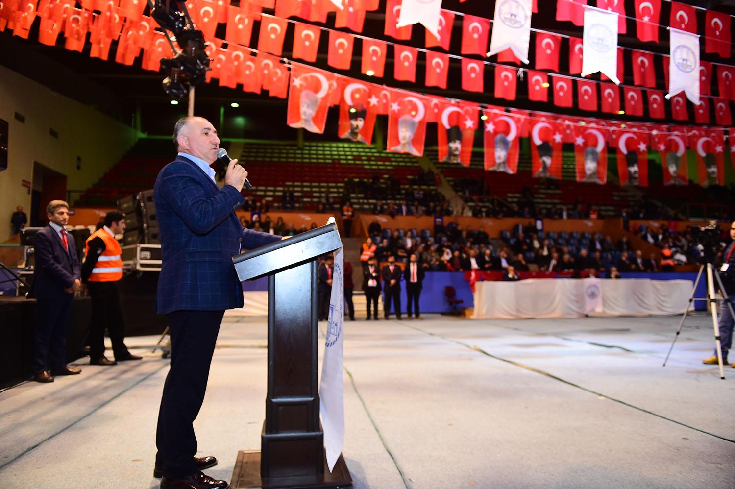 BAŞKAN ÇAĞLAYAN GENÇLİK BULUŞMASINA KATILDI 