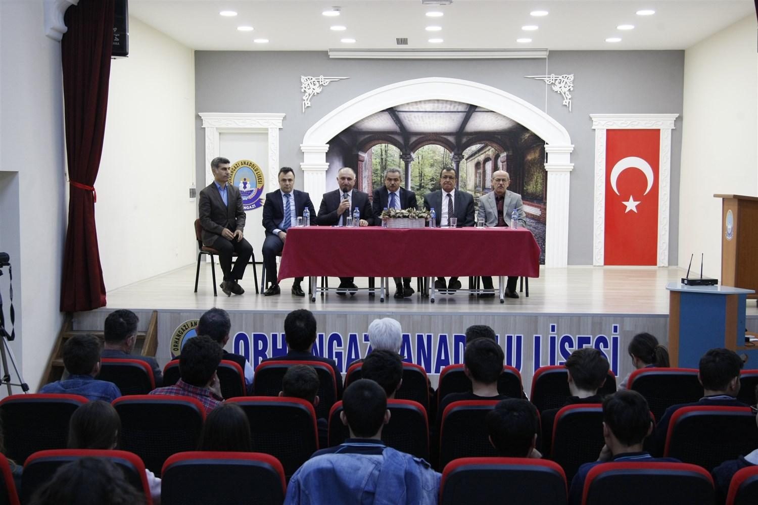 LİSELİ GENÇLER SORDU YÖNETİCİLER YANITLADI 