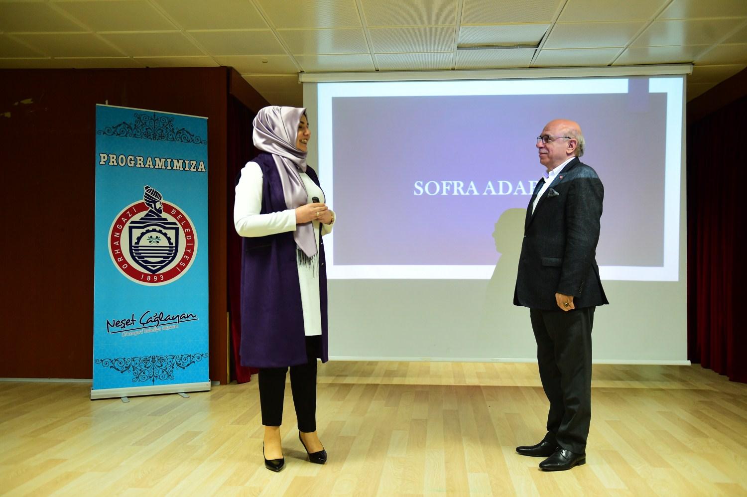 HUZUR SOHBETLERİ’NDE SAMİ ÖZEY VE SELDA BOZTEPE’DEN DOYUMSUZ SUNUMLAR 