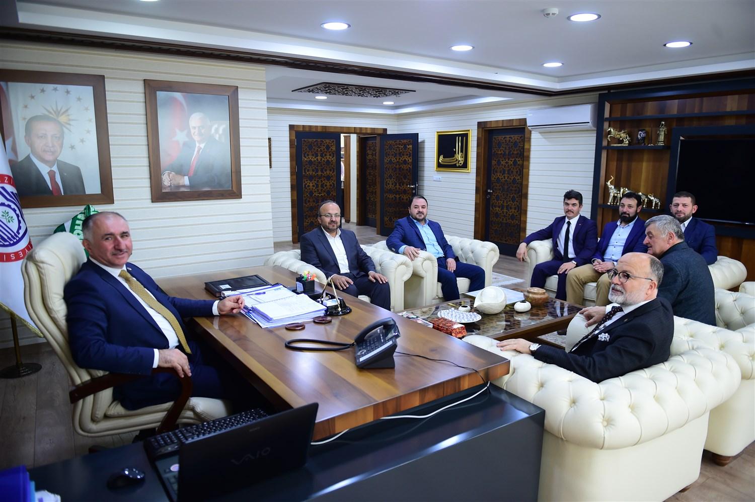 CİHANNÜMA DERNEĞİ YÖNETİMİ BAŞKAN ÇAĞLAYAN’I ZİYARET ETTİ 