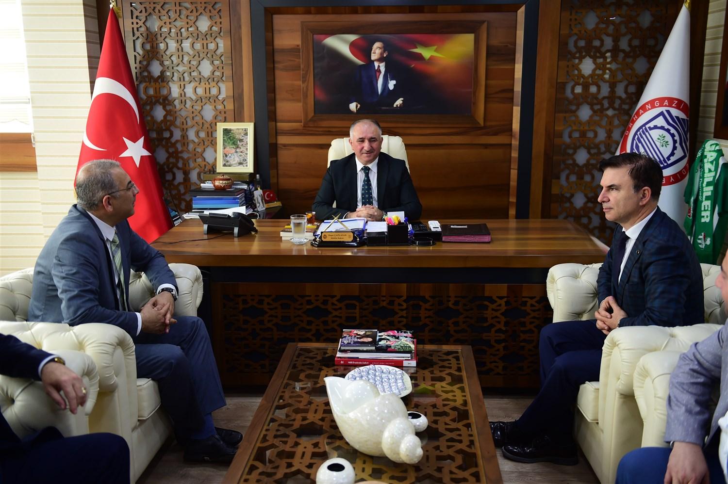 BAŞKAN ÇAĞLAYAN ORHANGAZİ TSO YENİ YÖNETİMİNİ AĞIRLADI 