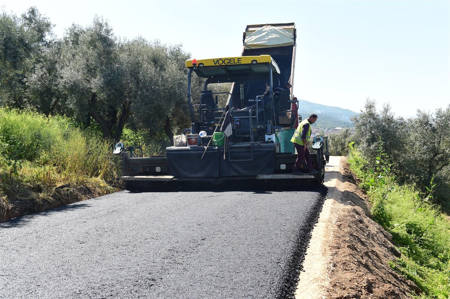 HECELER VE YENİ SÖLÖZ MAHALLE YOLLARINA SICAK ASFALT ÇALIŞMASI BAŞLADI 