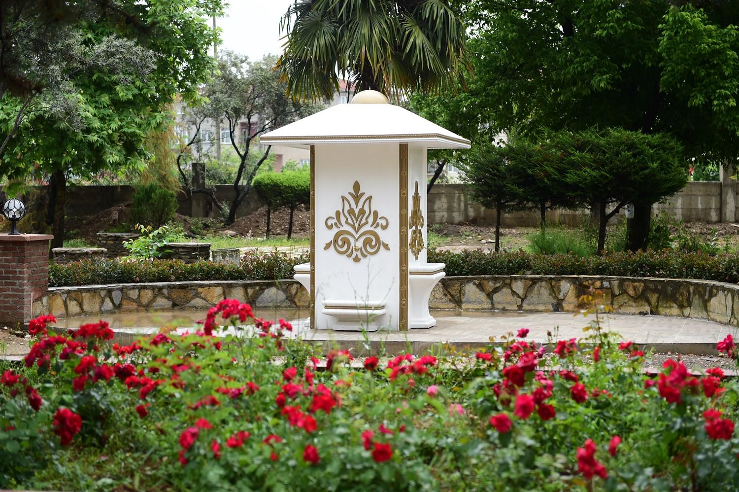 ŞEHİT ERHAN ÖZTÜRK PARKINA İKİ YENİ OSMANLI ÇEŞMESİ 