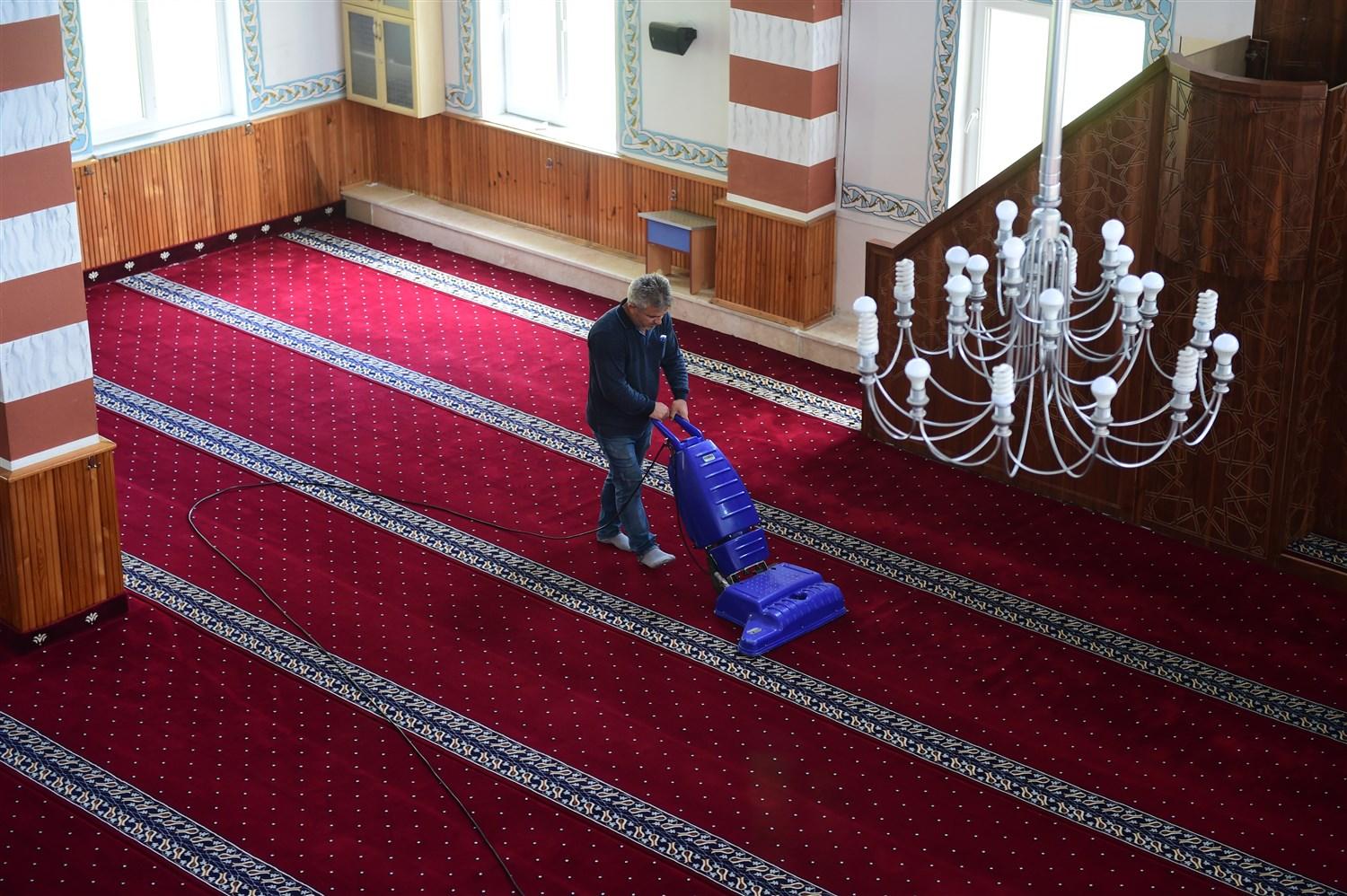 CAMİLERDE TEMİZLİK VE BAKIM ÇALIŞMALARI TAMAMLANDI 