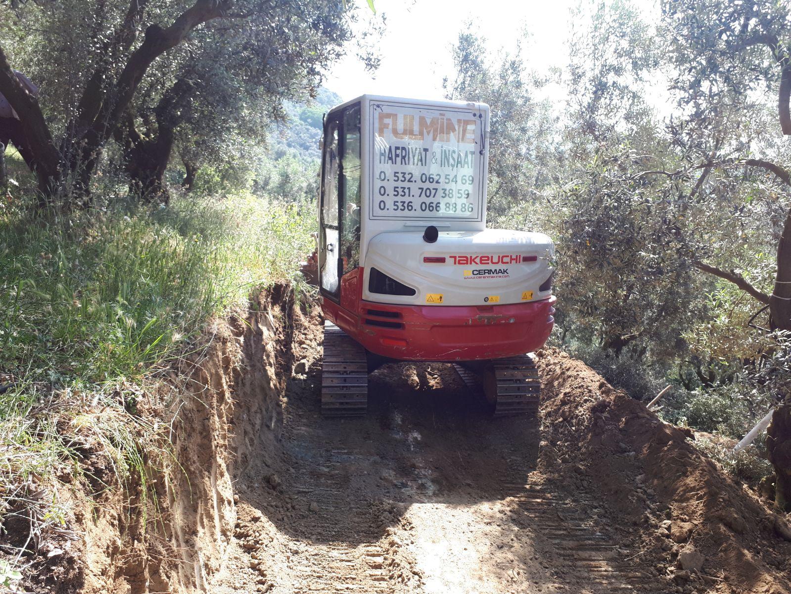 ÇAKIRLI'DA ZEYTİNLİKLERE YENİ ARAZİ YOLLARI AÇILDI 