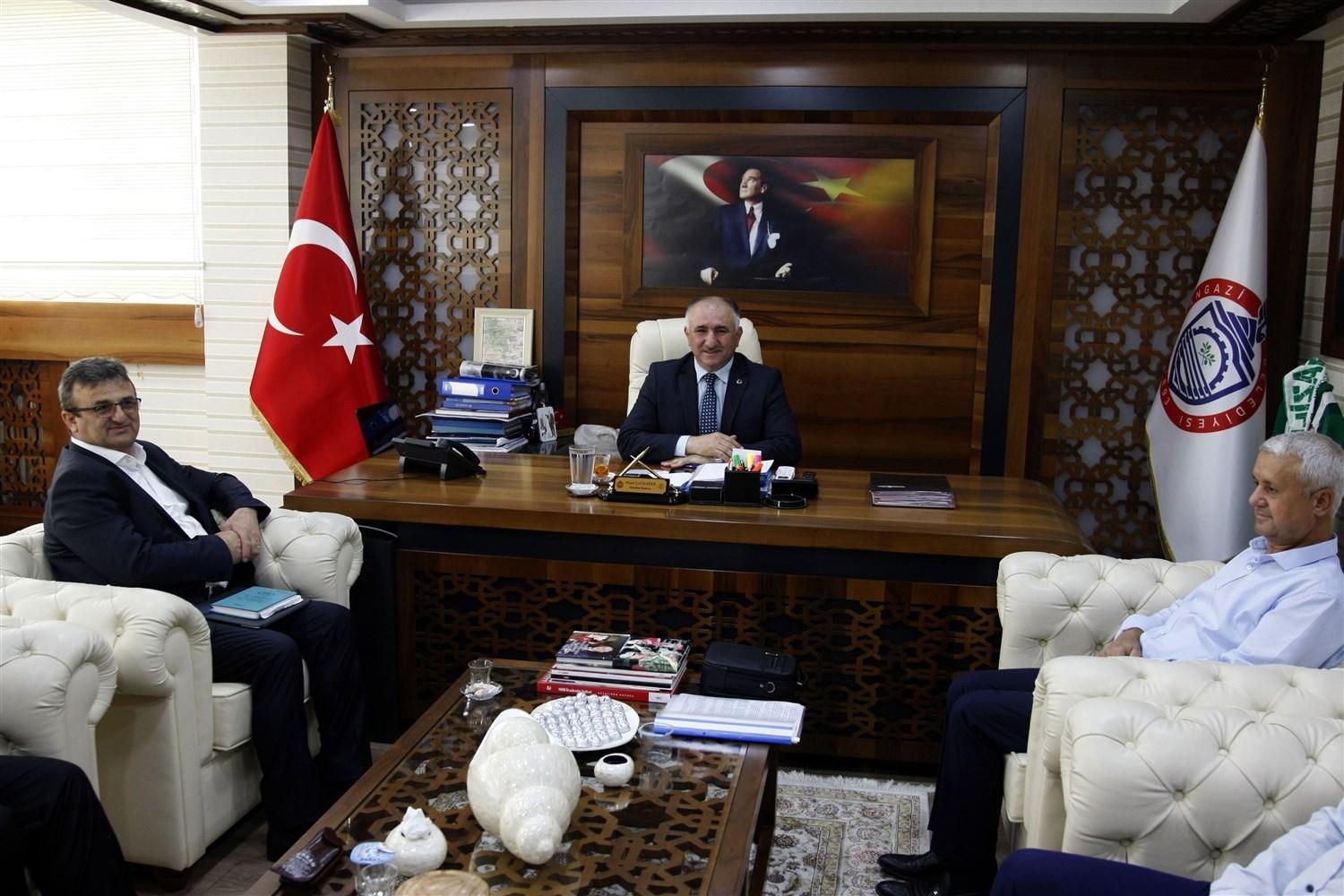 DSİ BÖLGE MÜDÜRÜ BAŞKAN ÇAĞLAYAN'I ZİYARET ETTİ 