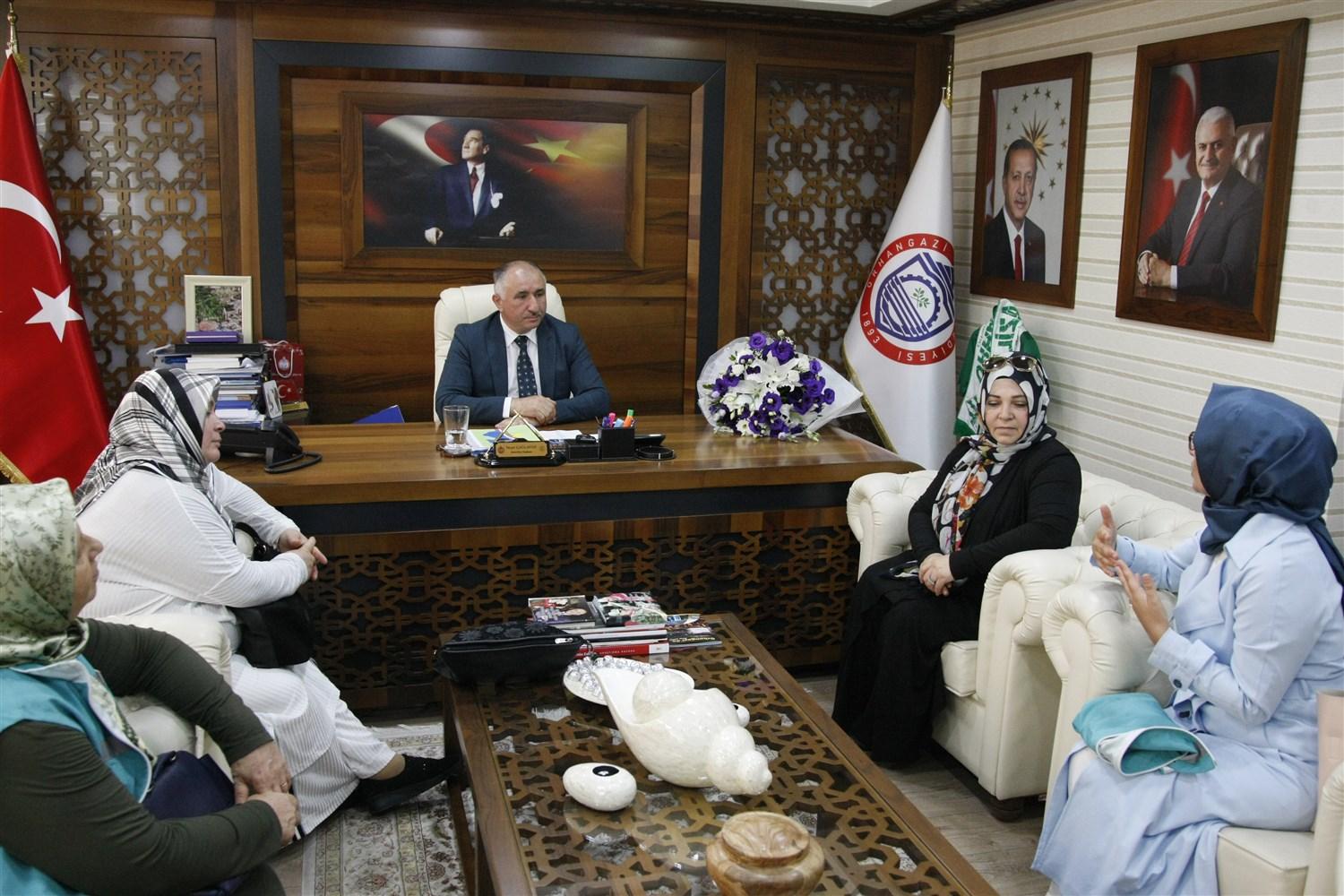 BAŞKAN ÇAĞLAYAN EVSAD ÜYELERİNİ AĞIRLADI 