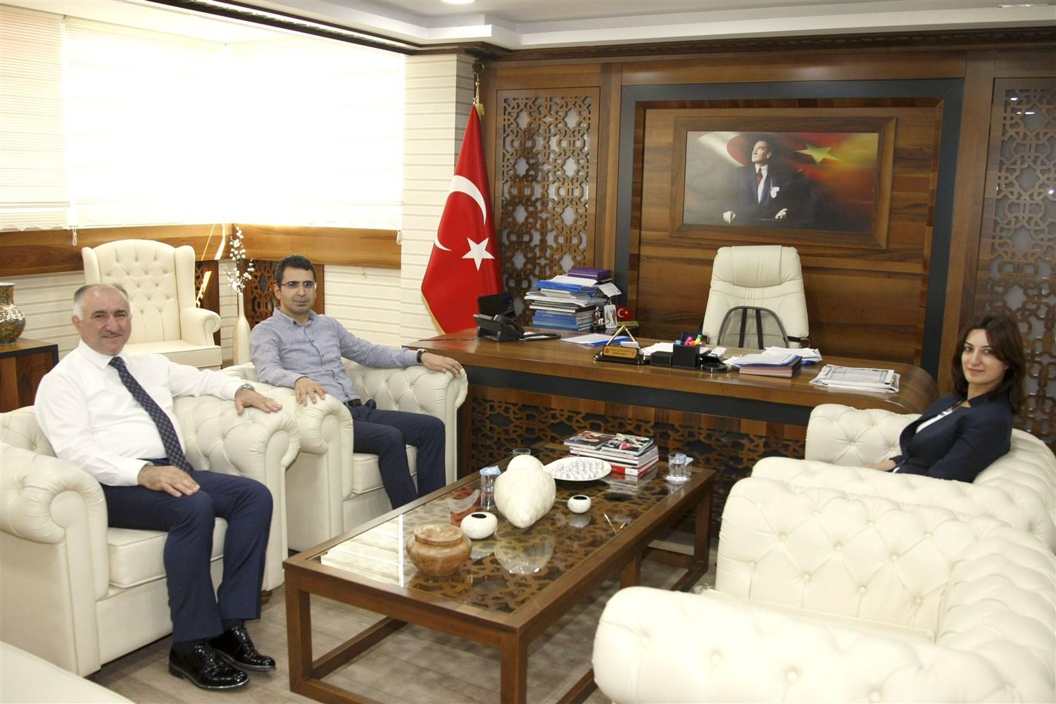 CUMHURİYET BAŞSAVCISINDAN BAŞKAN ÇAĞLAYAN'A VEDA ZİYARETİ 