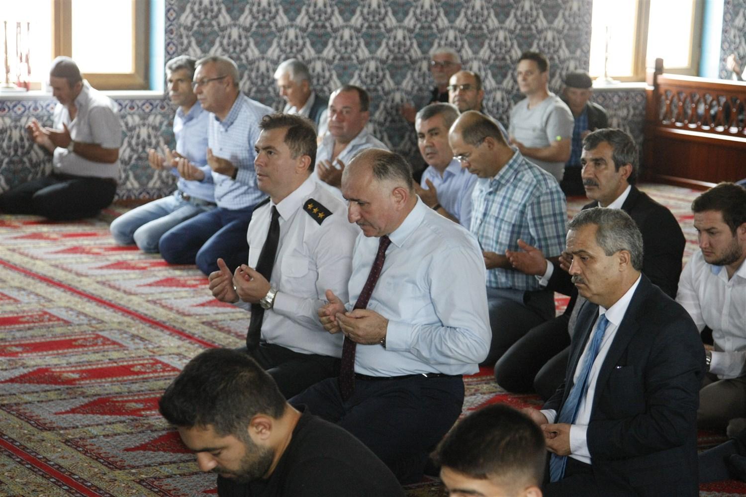 ORHANGAZİ’DE MİLLİ MÜCADELE’NİN BAŞLADIĞI FINDIKLI’DA ŞEHİTLER İÇİN KURAN-I KERİM VE DUALAR 