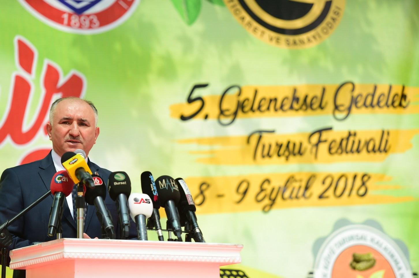 TURŞU FESTİVALİ MUHTEŞEM GÖRÜNTÜLERLE BAŞLADI 