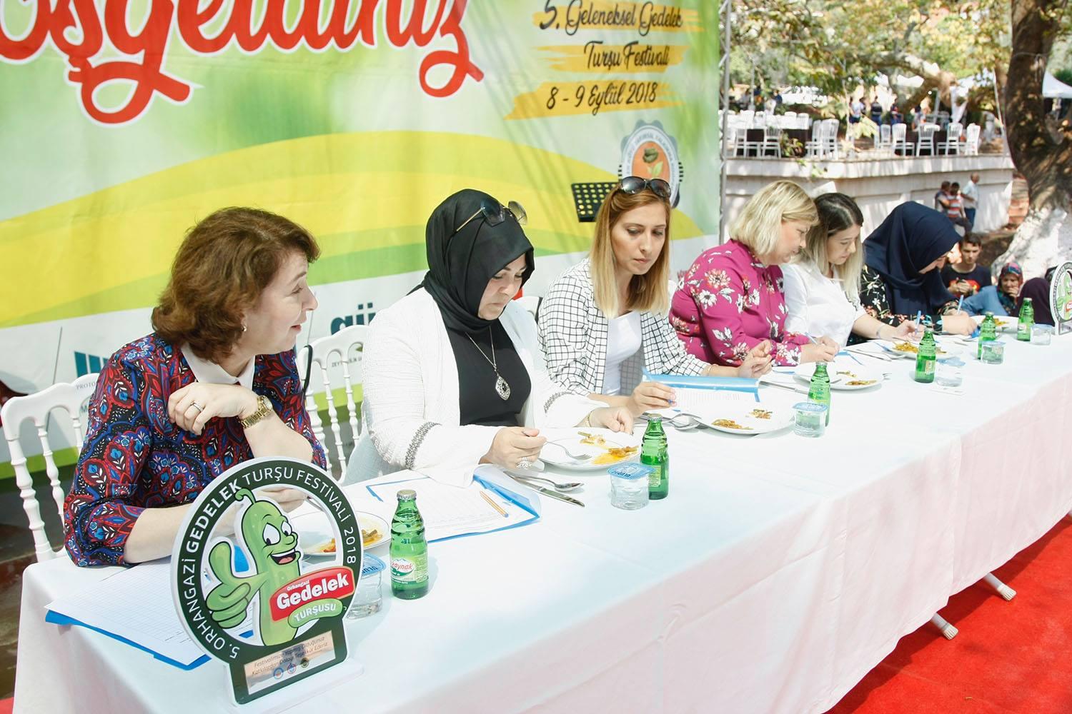 TURŞU FESTİVALİ YEMEK YARIŞMASI YAPILDI 