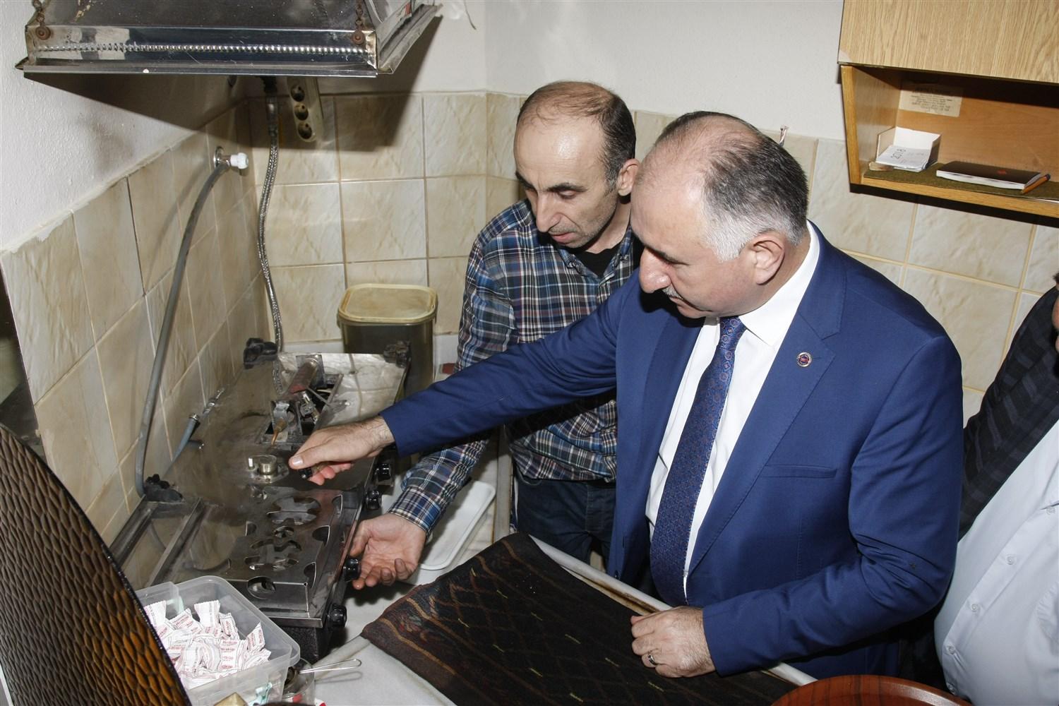 BAŞKAN ÇAĞLAYAN MAHMUDİYE MAHALLESİNİ ZİYARET ETTİ 