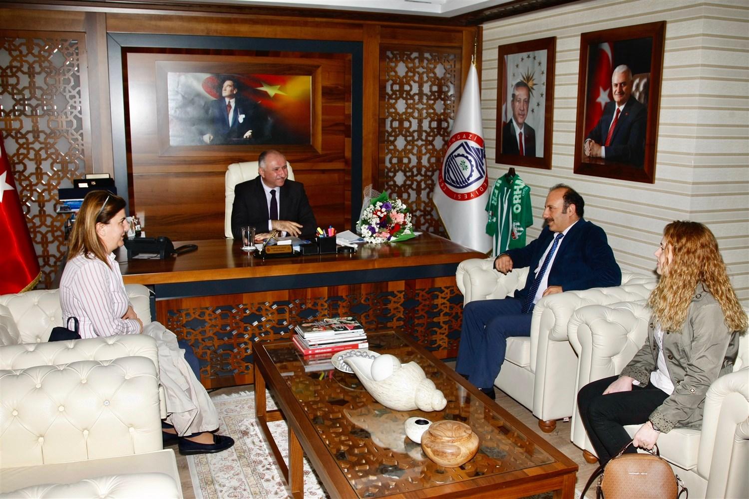 BAŞKAN ÇAĞLAYAN ATATÜRK İLKÖĞRETİM AİLE BİRLİĞİNİ AĞIRLADI 