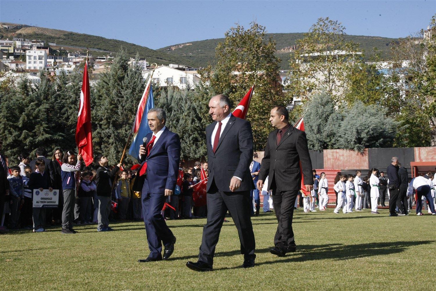 CUMHURİYET BAYRAMI BÜYÜK BİR COŞKUYLA KUTLANDI 