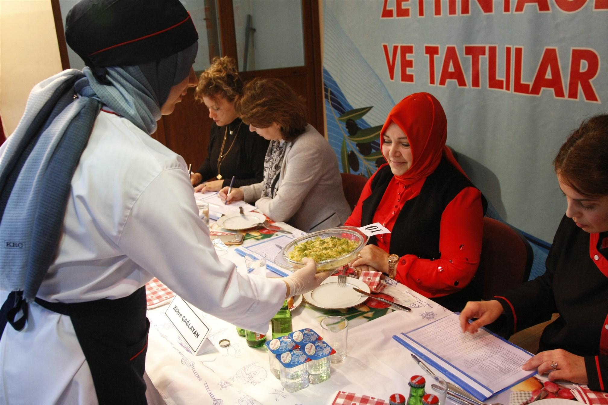 ZEYTİNYAĞLI YEMEKLER YARIŞTI 