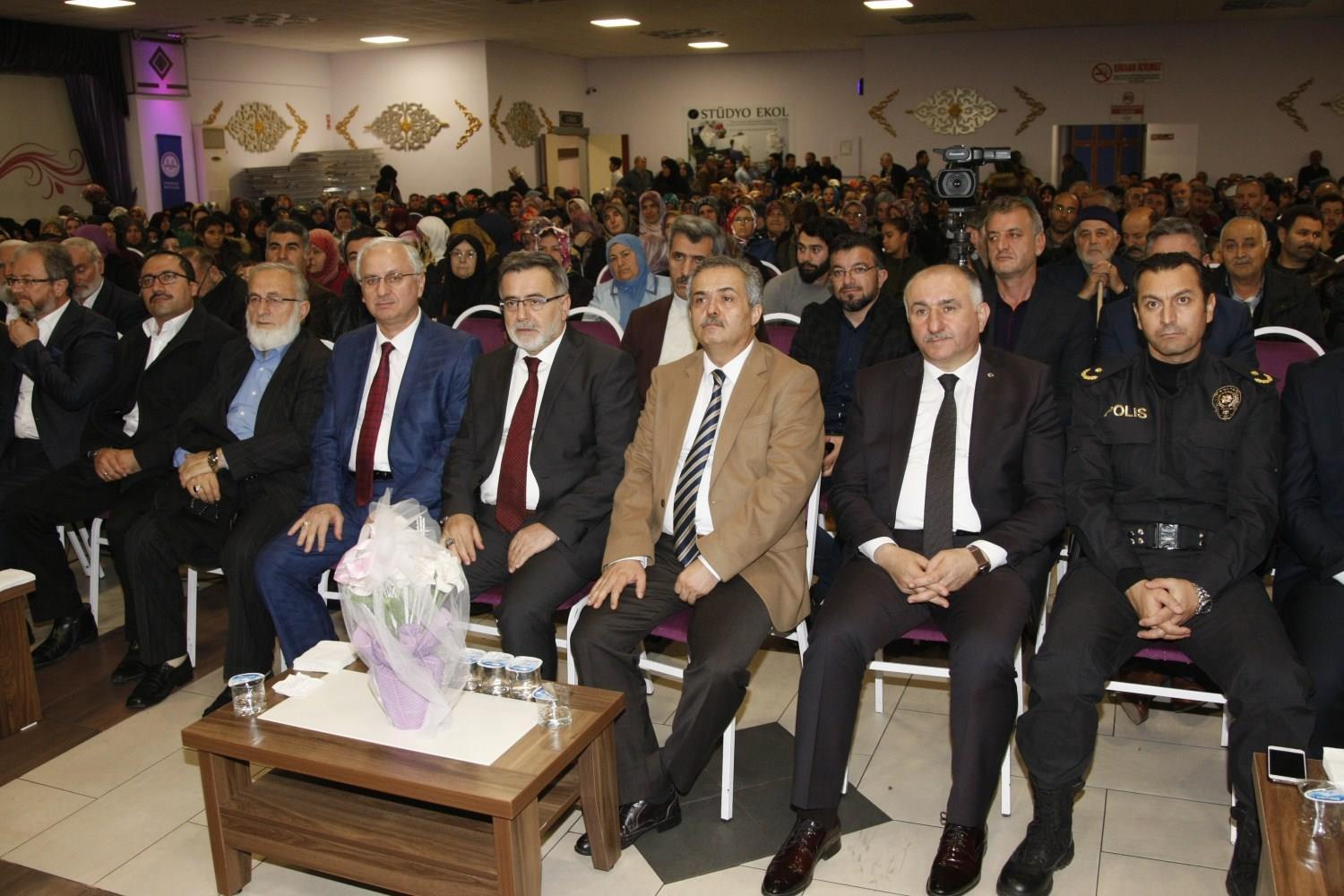 BAŞKAN ÇAĞLAYAN MEVLİD-İ NEBİ PROGRAMINA KATILDI 