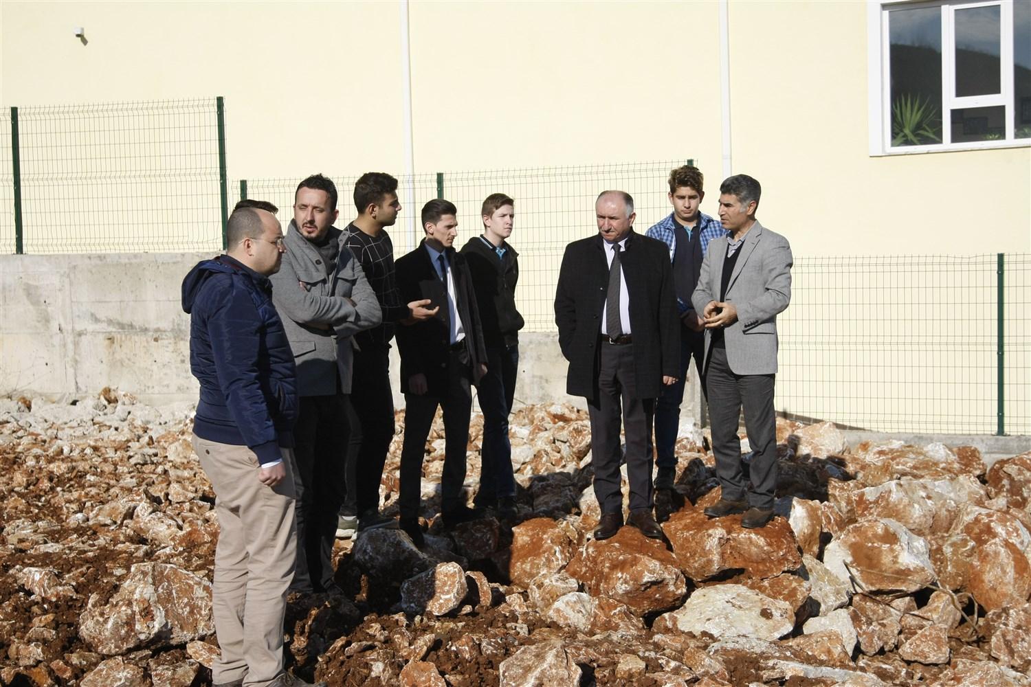 BAŞKAN ÇAĞLAYAN ANADOLU LİSESİ GENÇLERİNE VERDİĞİ SÖZÜ YERİNE GETİRDİ 