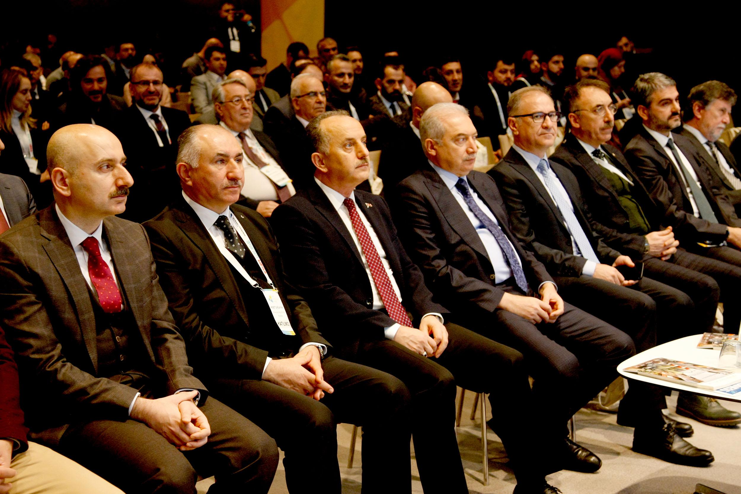 BAŞKAN ÇAĞLAYAN MARMARA BELEDİYELER BİRLİĞİ'NİN AKILLI BELEDİYECİLİK ZİRVESİNE KATILDI 