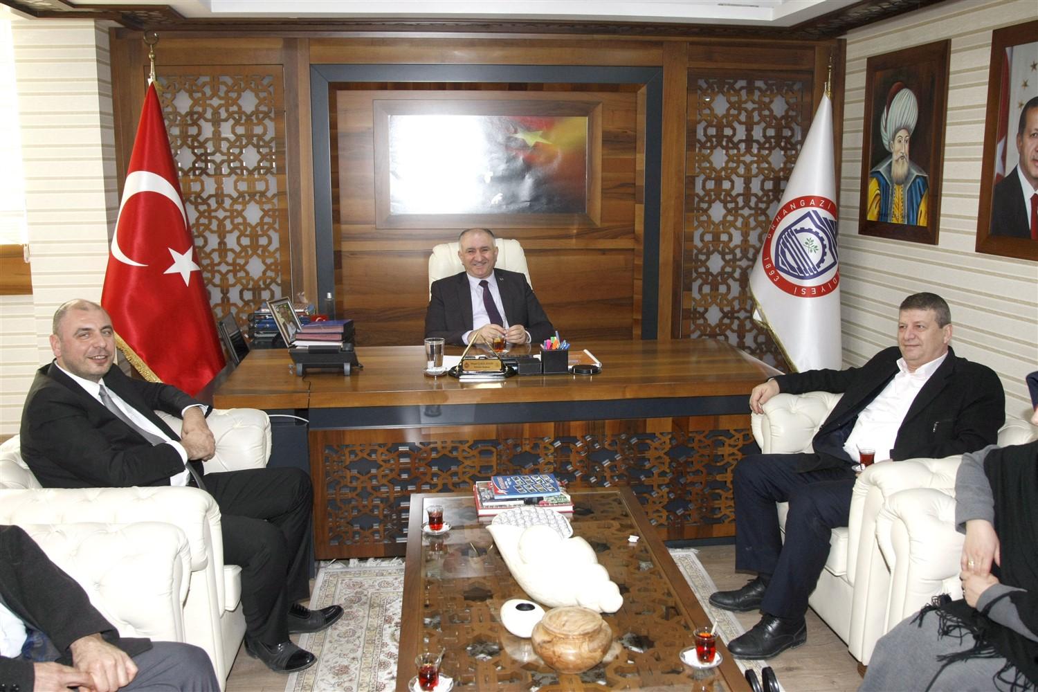 BAŞKAN ÇAĞLAYAN AK PARTİ İLÇE TEŞKİLATI VE BELEDİYE BAŞKAN ADAYI BEKİR AYDIN'I AĞIRLADI 