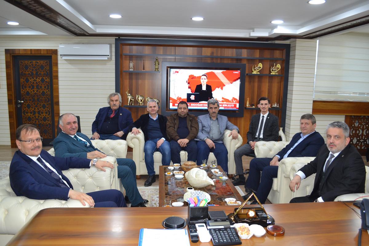 BAŞKAN ÇAĞLAYAN, ÇAVUŞOĞLU VE SALMAN’I KONUK ETTİ 