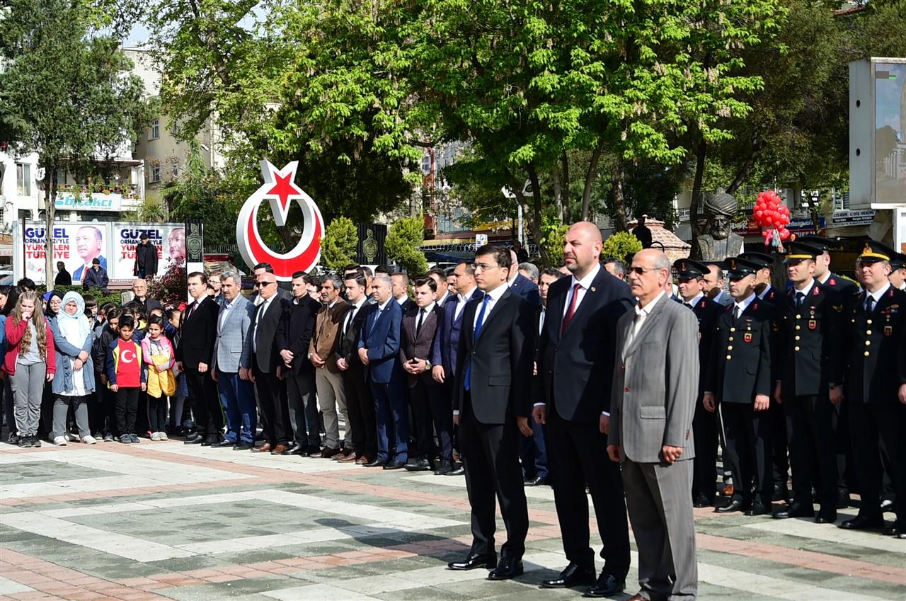 23 NİSAN COŞKUSU TÖRENLERLE KUTLANDI 