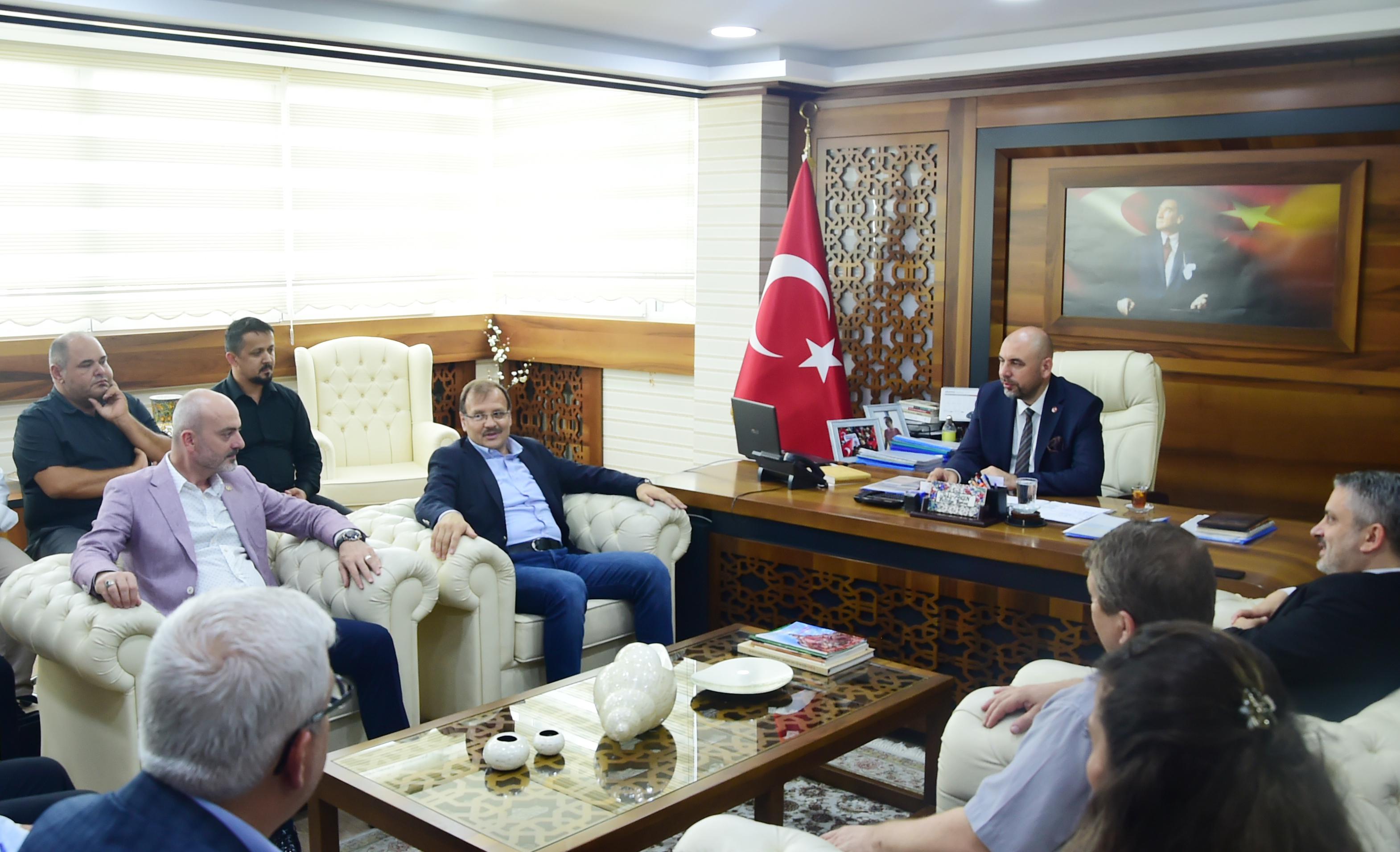 ÇAVUŞOĞLU’NDAN AYDIN’A ZİYARET 