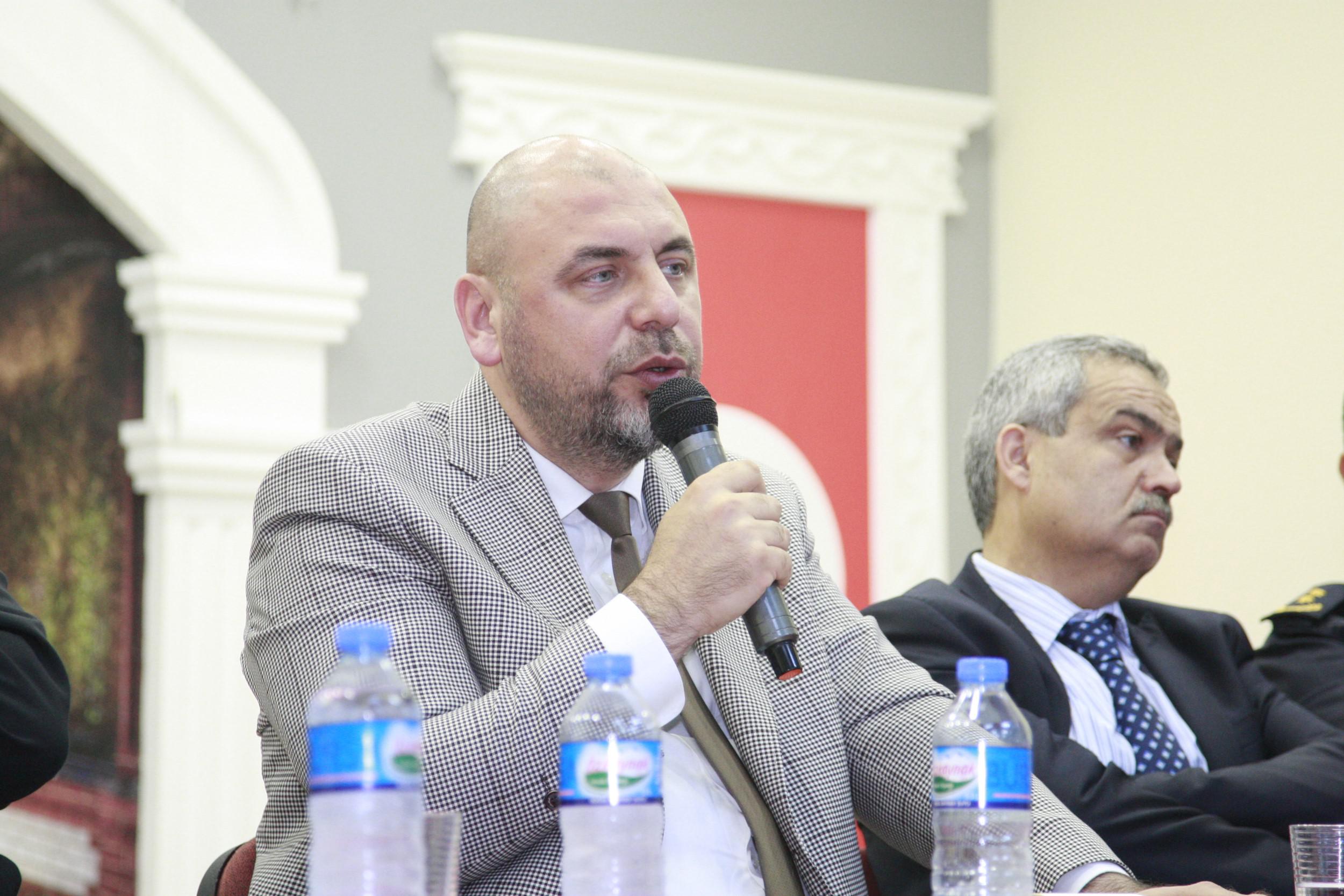 ŞEHRİN YÖNETİCİLERİ ÖĞRENCİLERLE BULUŞTU 