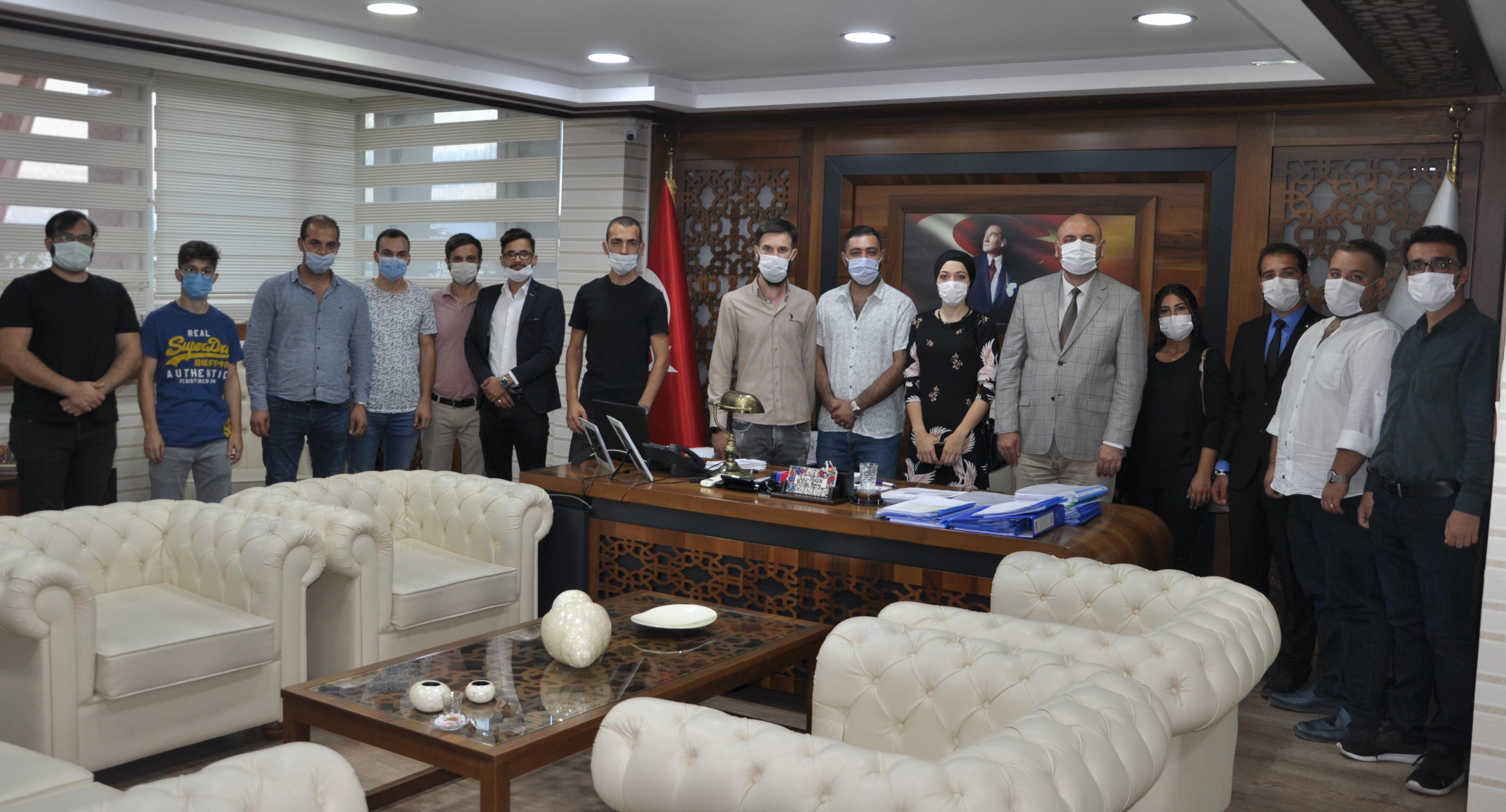 AK PARTİ ORHANGAZİ GENÇLİK KOLLARINDAN BAŞKAN AYDIN’A ZİYARET 