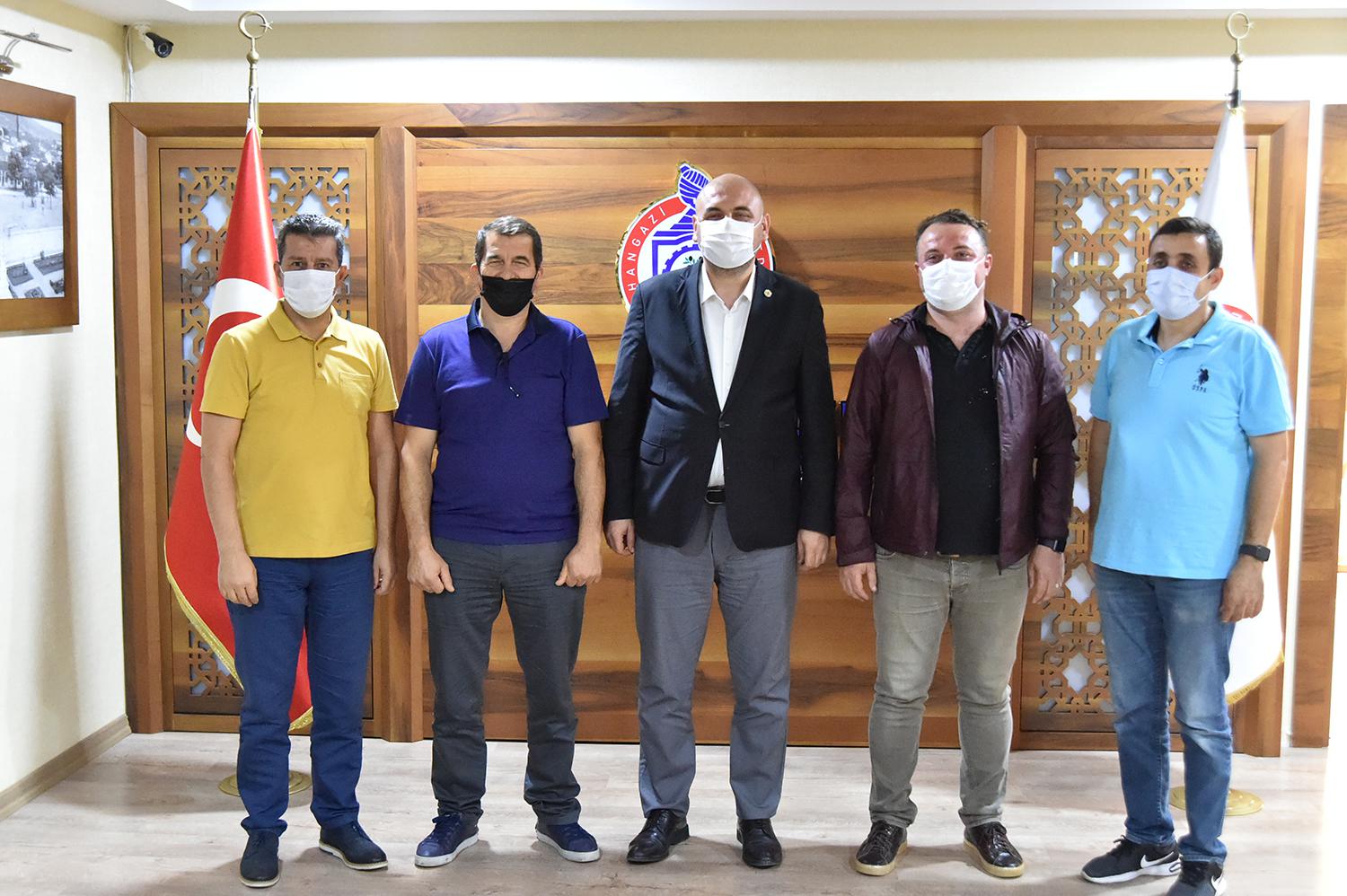 FENERBAHÇELİLER DERNEĞİ’NDEN BAŞKAN AYDIN’A ZİYARET 