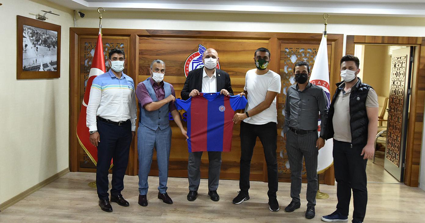 GENÇLERBİLİĞİ’NDEN BAŞKAN AYDIN’A ZİYARET 