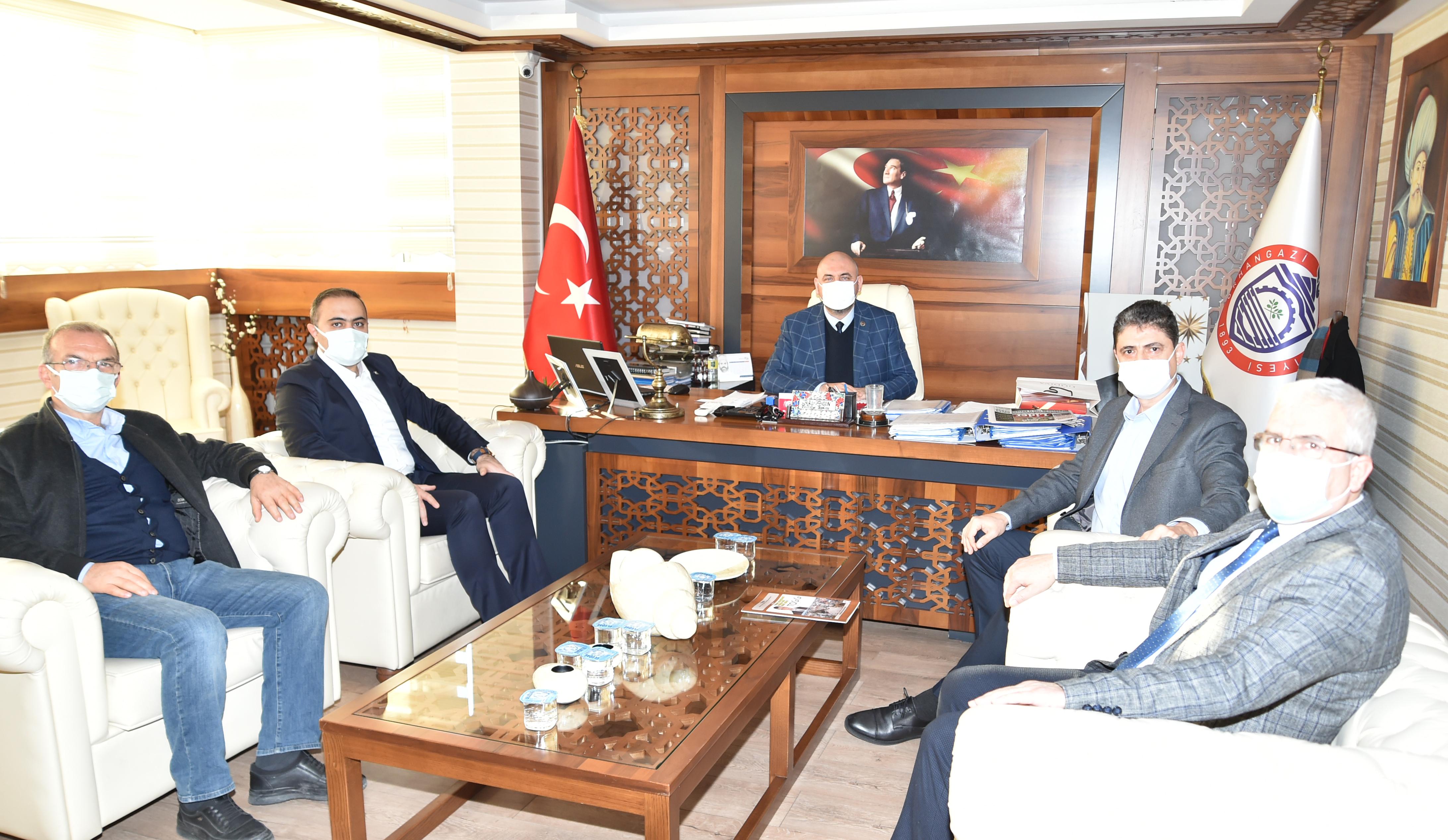 TOGG ÜRETİM SORUMLUSU AKDAŞ’DAN BAŞKAN AYDIN’A ZİYARET 