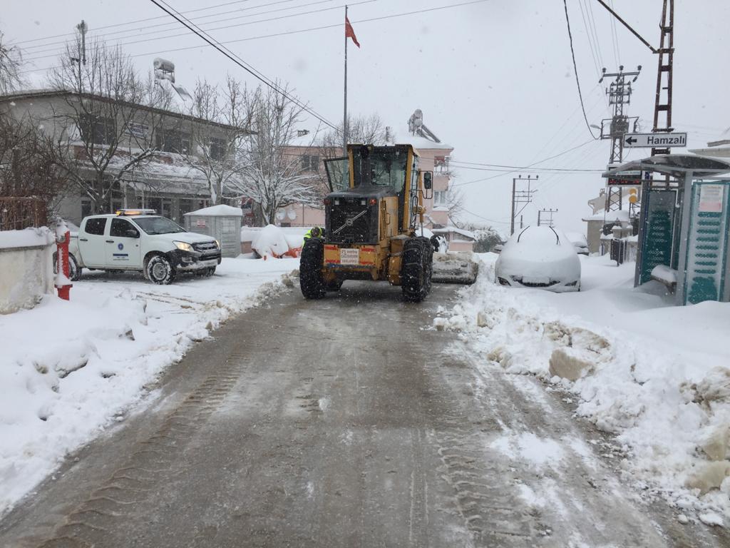 HER YER KARLI YOLLAR AÇIK 