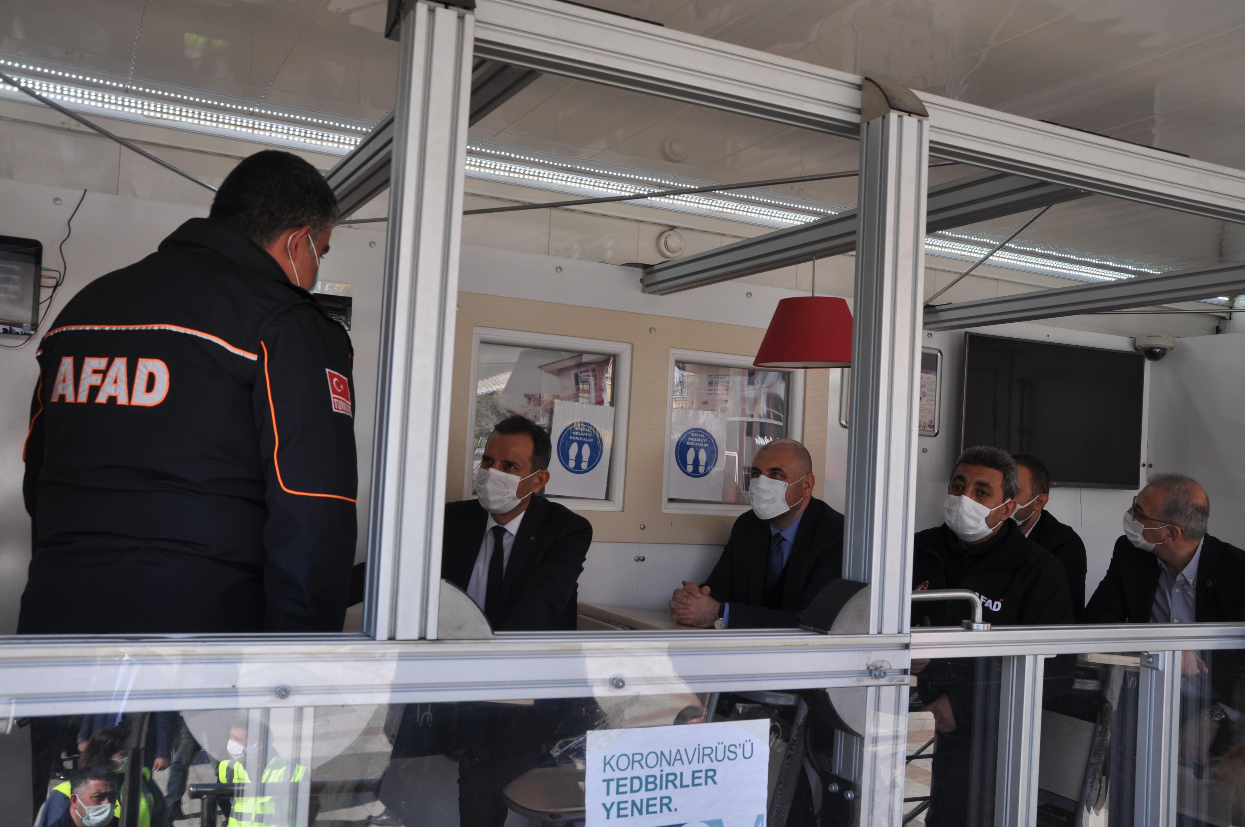 BAŞKAN AYDIN AFAD SİMÜLASYON TIRINI ZİYARET ETTİ 