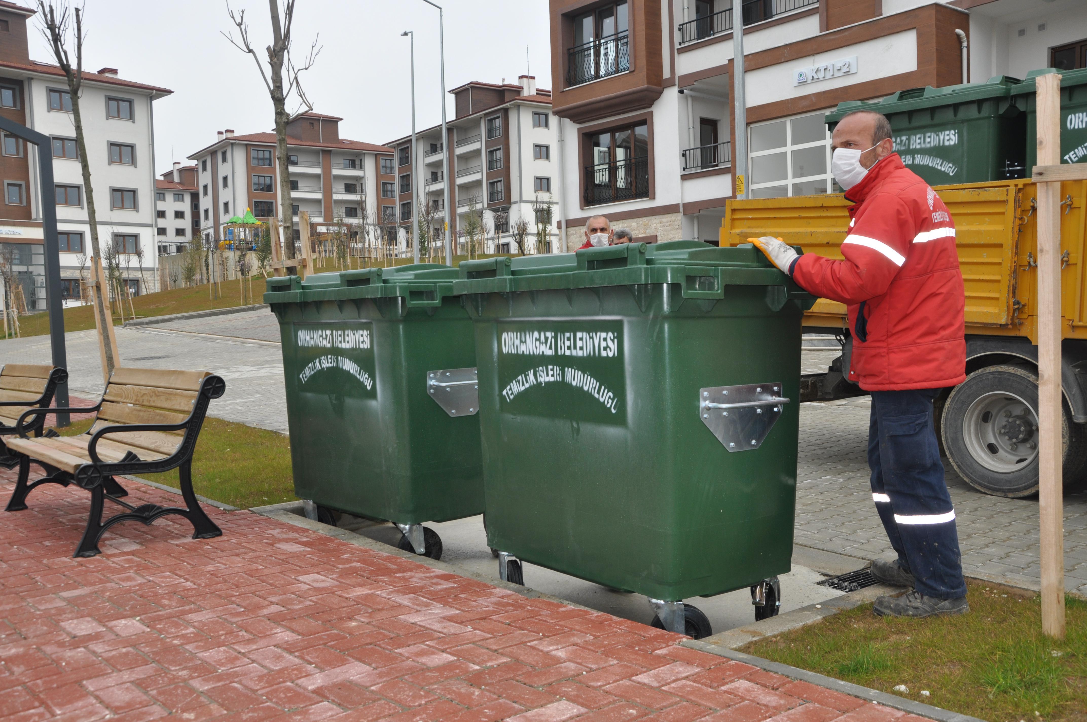 TOKİ BÖLGESİNE ÇÖP KONTEYNERLERİ KONULDU 