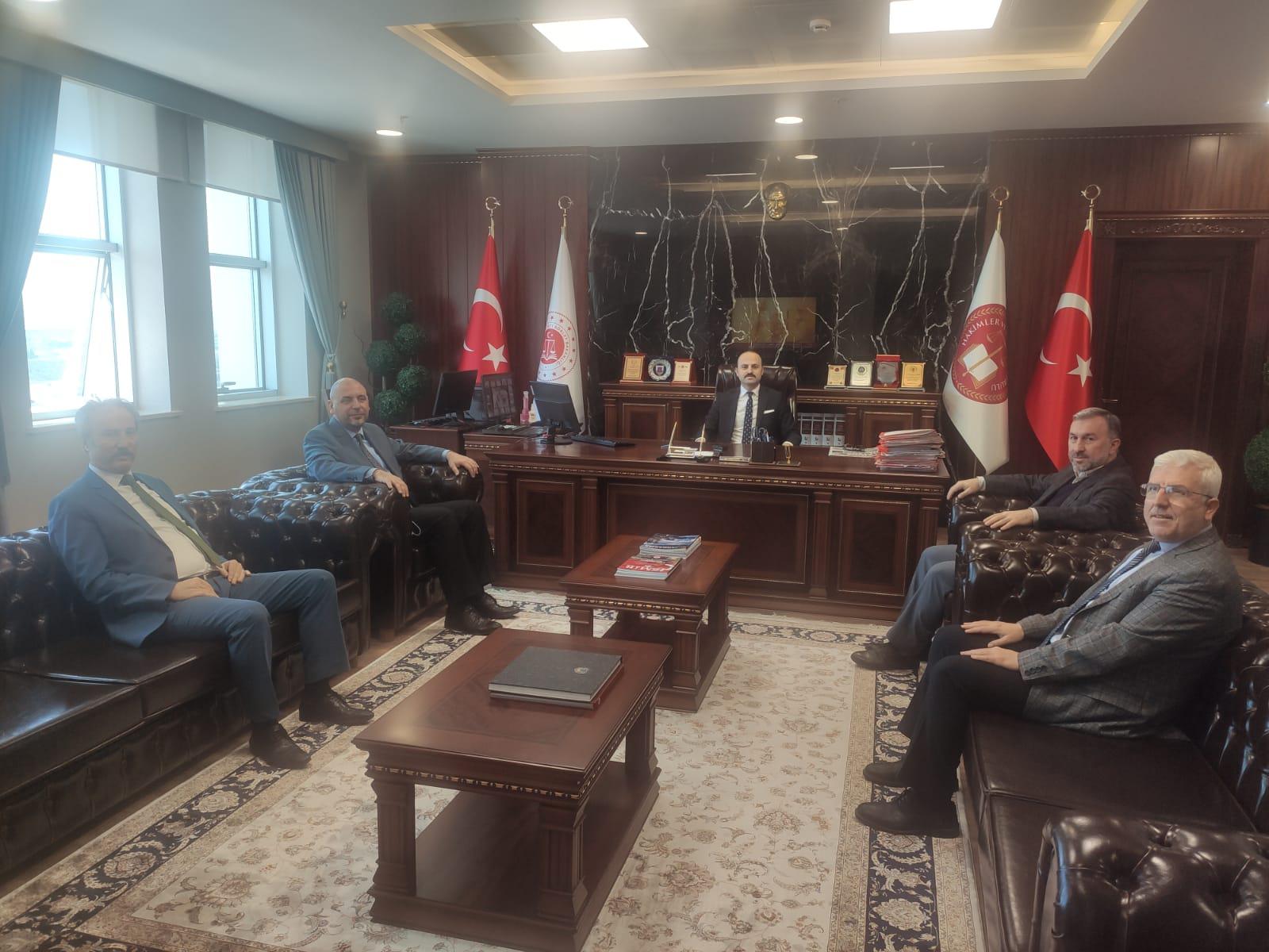 BAŞKAN AYDIN YENİ ADLİYE SARAYINDA HAYIRLI OLSUN ZİYARETİ GERÇEKLEŞTİRDİ 