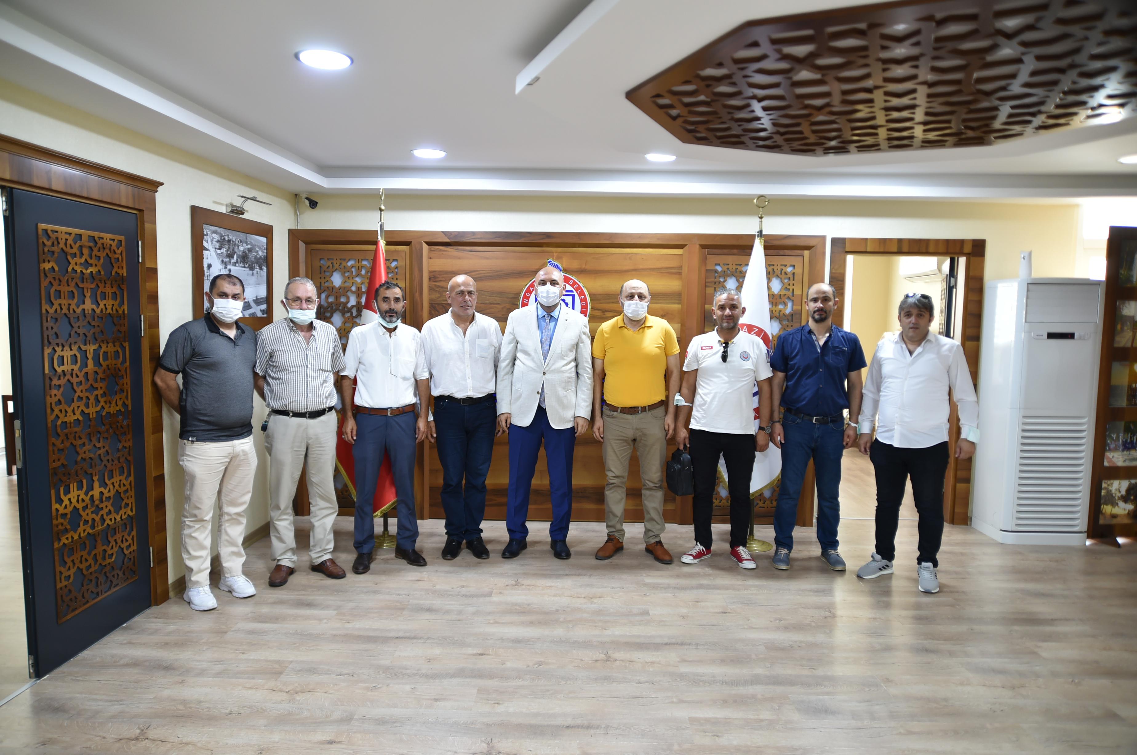 TRABZONLULAR DERNEĞİ BAŞKAN AYDIN’I ZİYARET ETTİ 