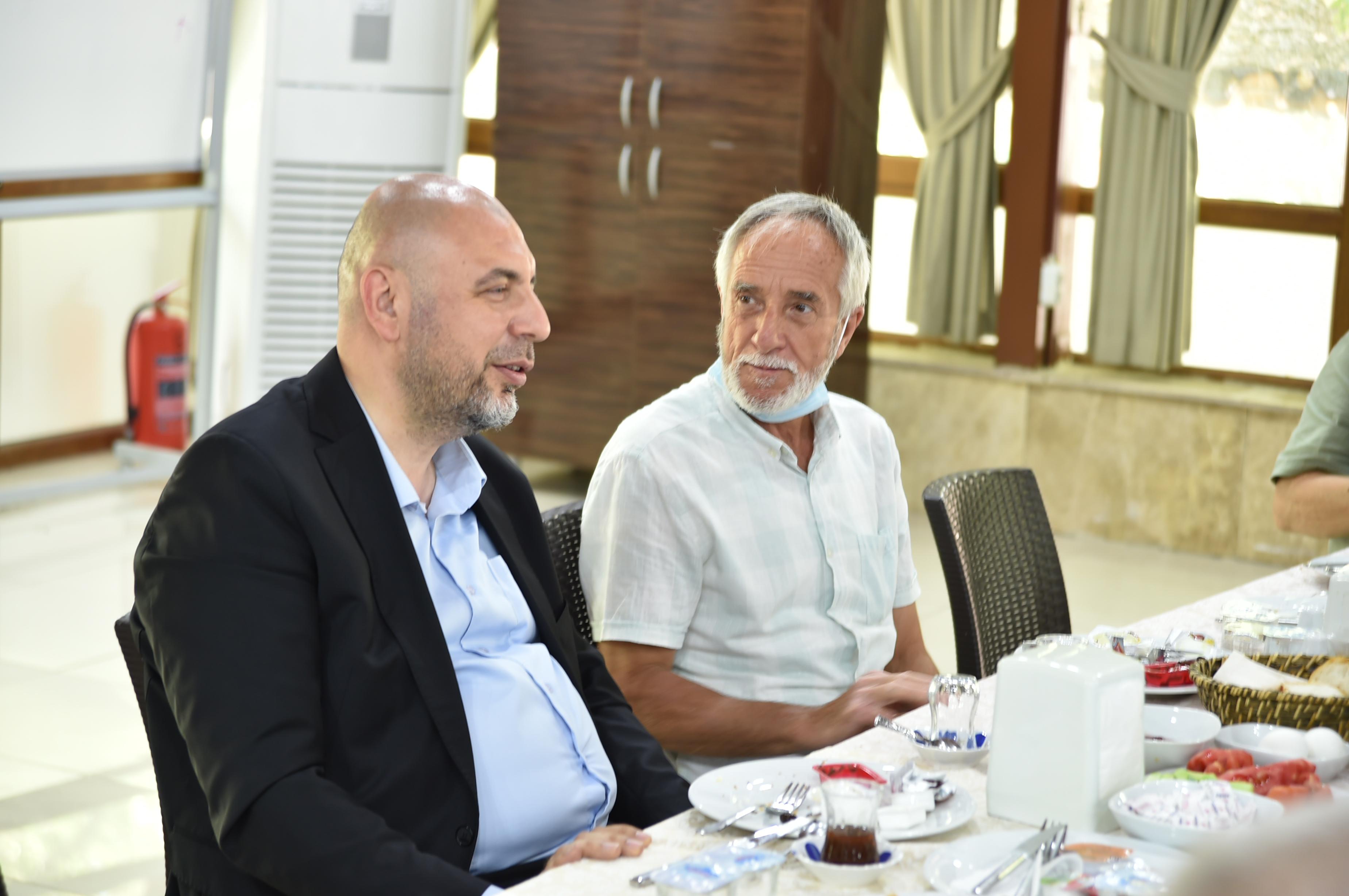 BAŞKAN AYDIN ŞEHİT AİLELERİ VE GAZİLER İLE BİR ARAYA GELDİ 