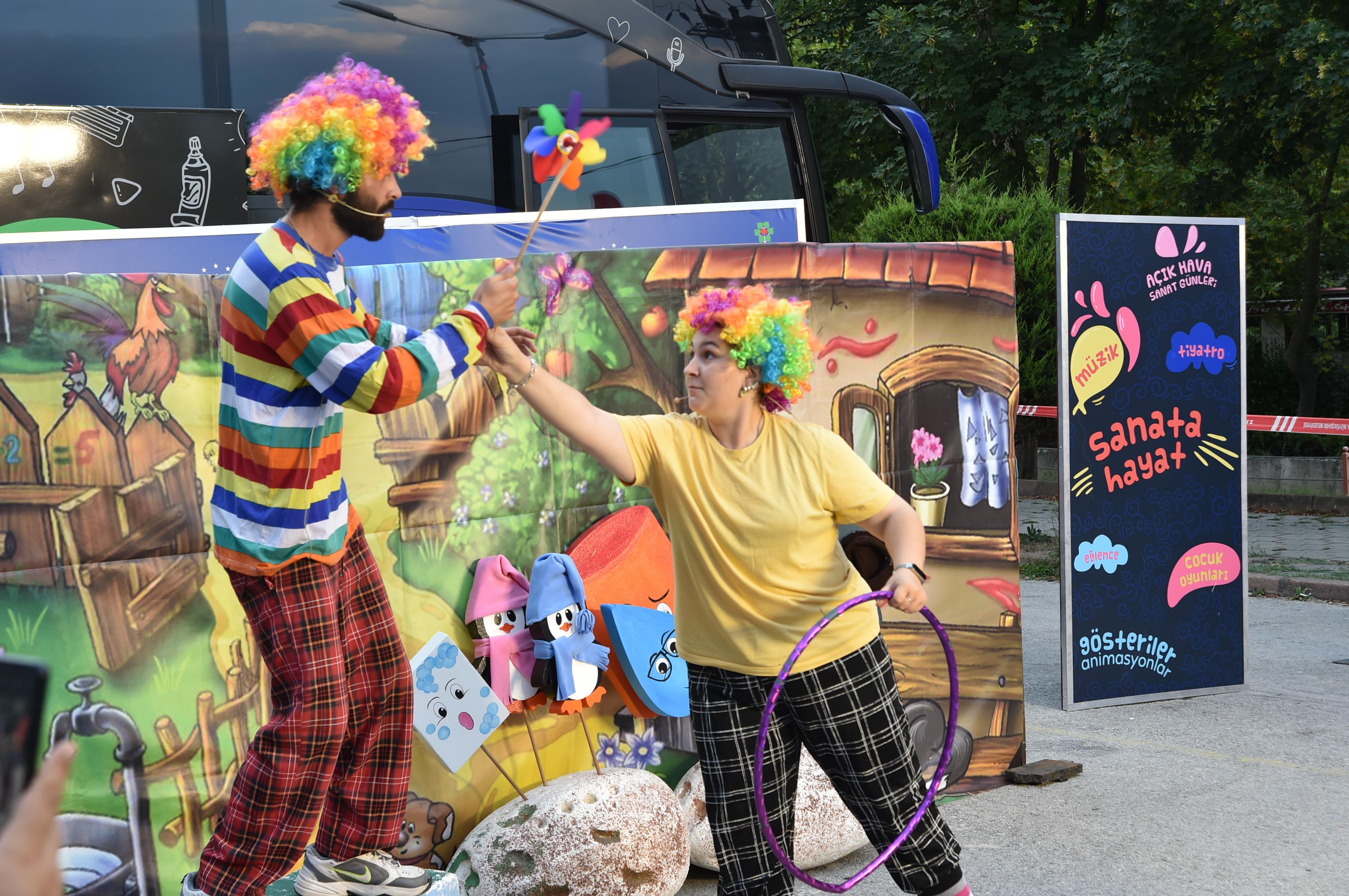 BİRNEFESTİVAL İLE ÇOCUKLAR ÇOK EĞLENDİ 