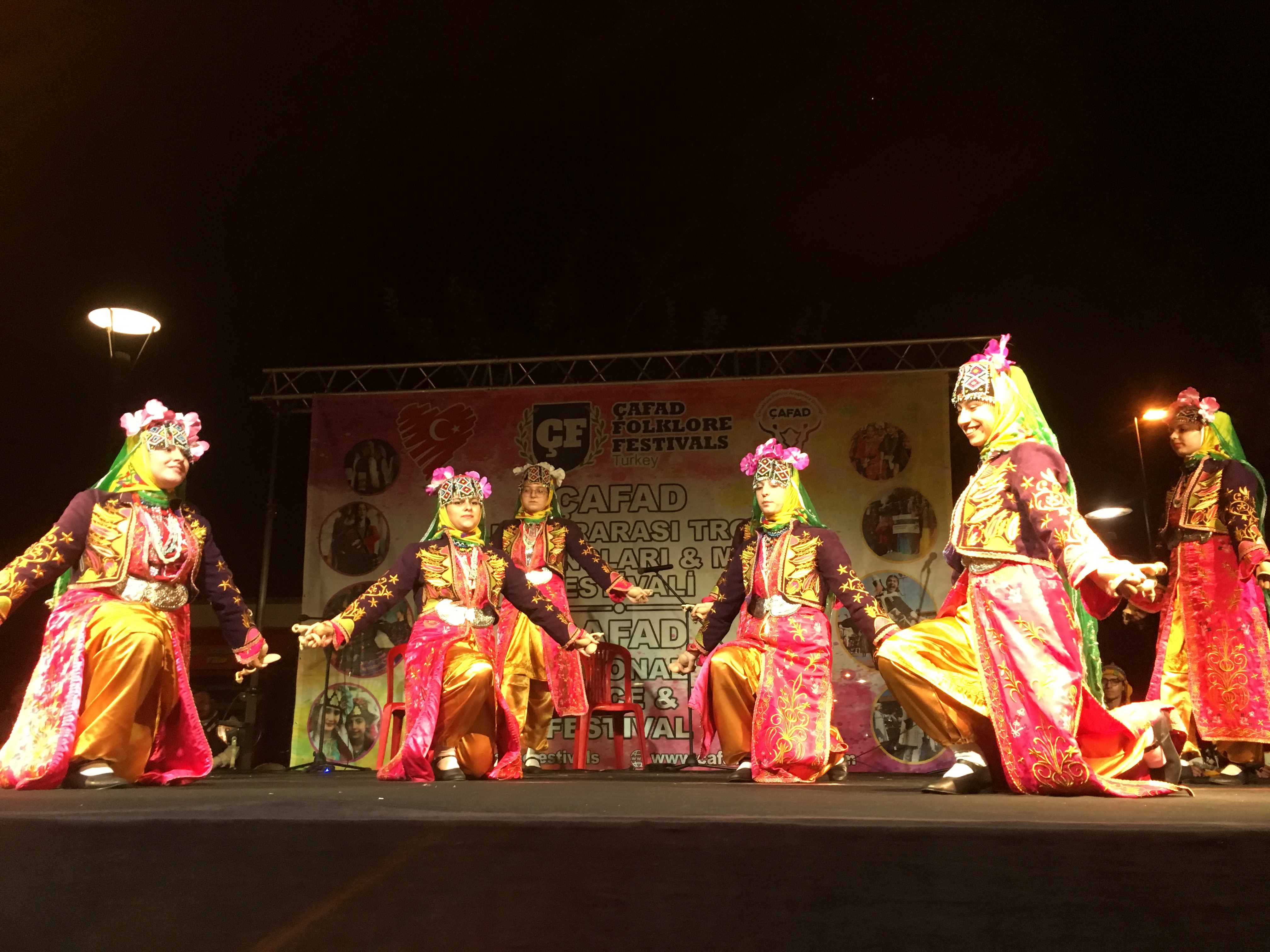 ORHANGAZİ BELEDİYESİ FOLKLOR EKİBİ ÇANAKKALE FESTİVALİNDE