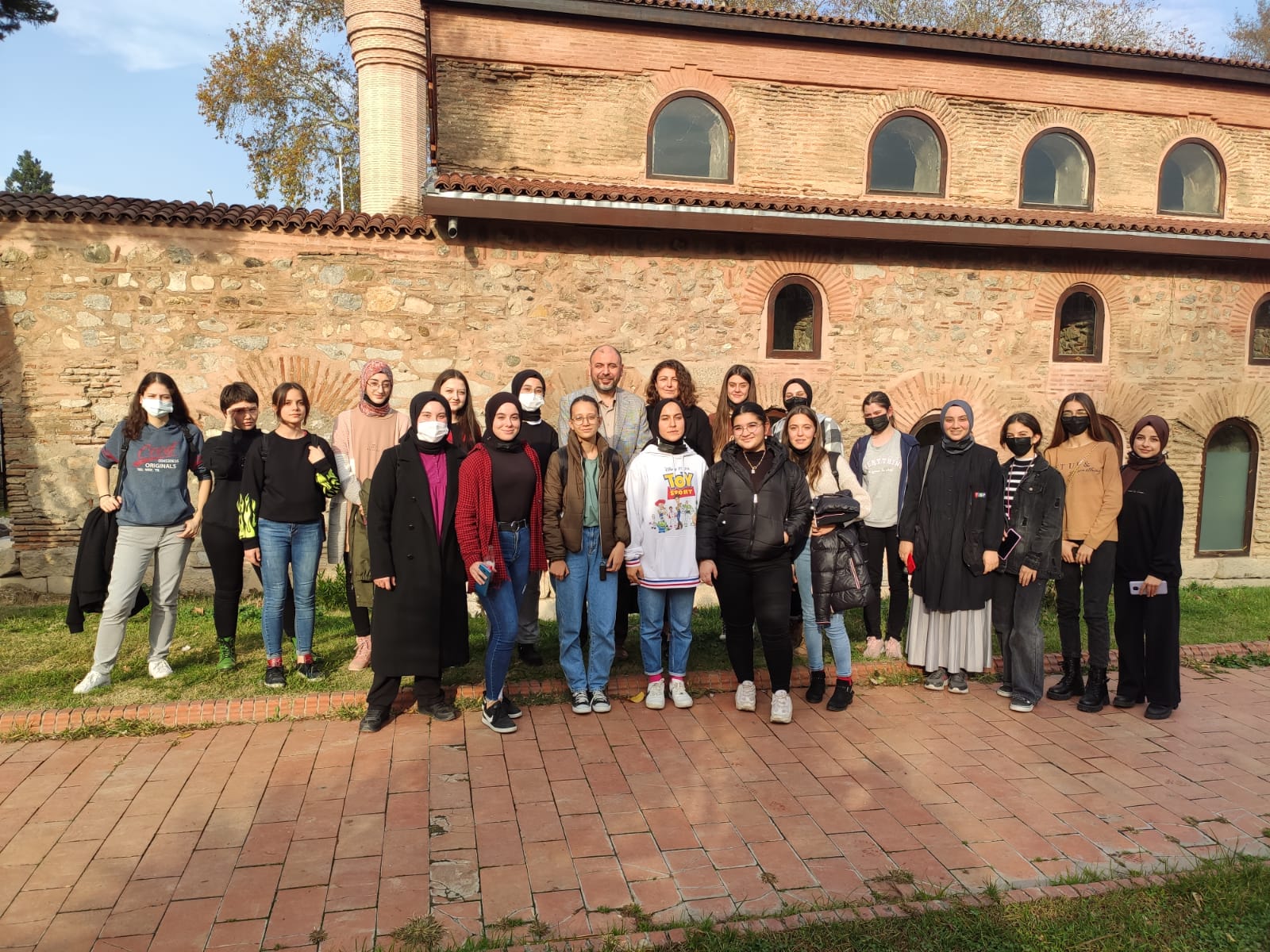 BAŞKAN AYDIN GENÇLERLE BİR ARAYA GELDİ