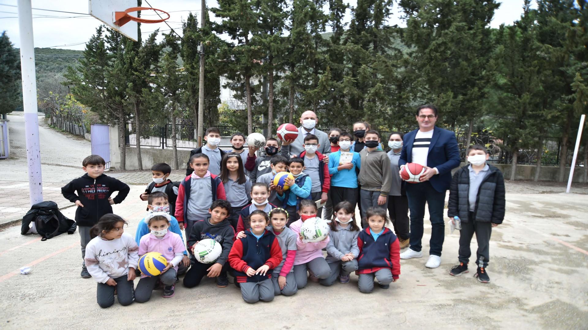 KİTAP OKUMA ETKİNLİKLERİMİZ DEVAM EDİYOR